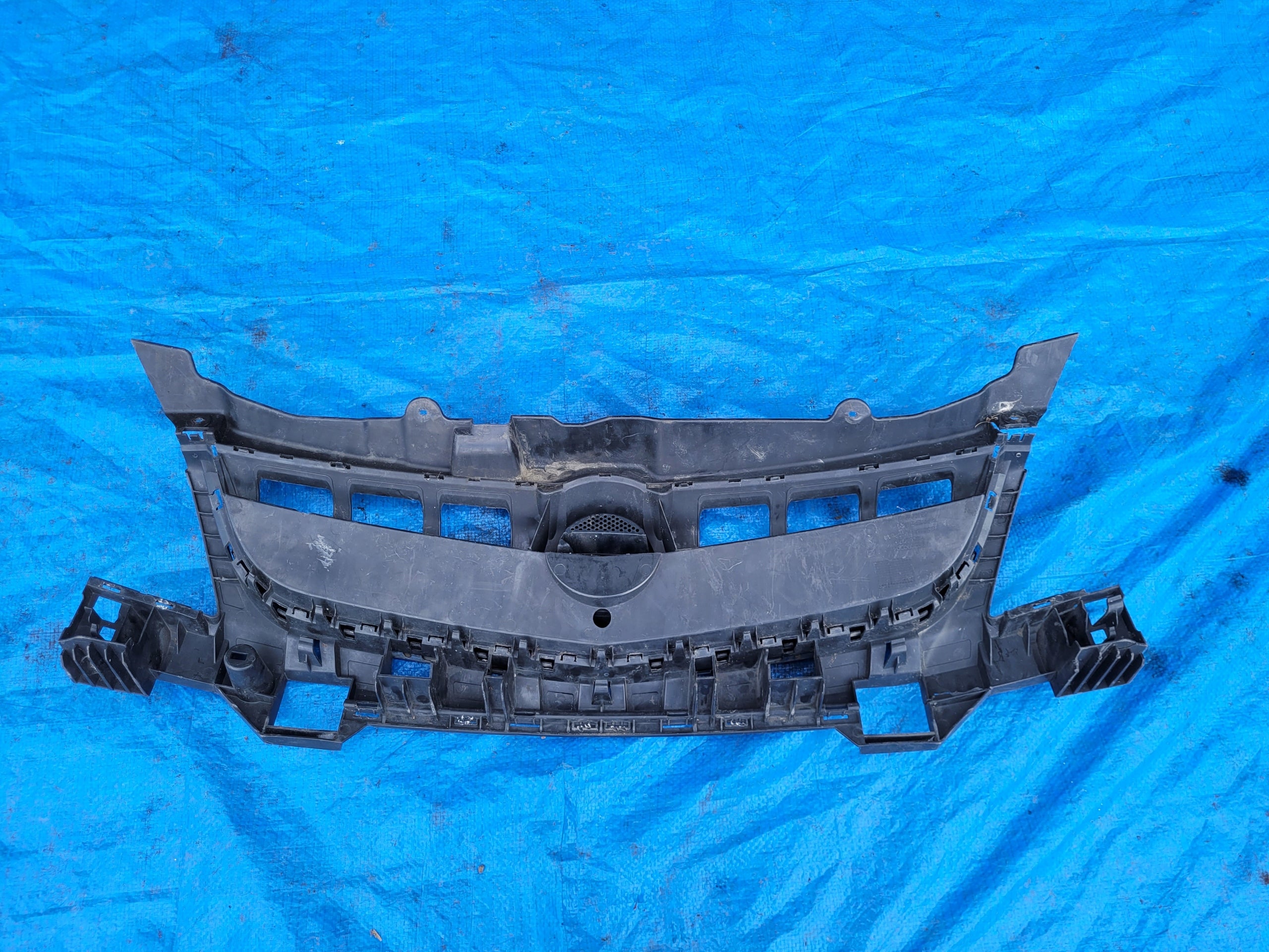 Kühlergrill Opel K G L H 1 F VECTRA D FRONTGRILL 13260028 Kühlergitter