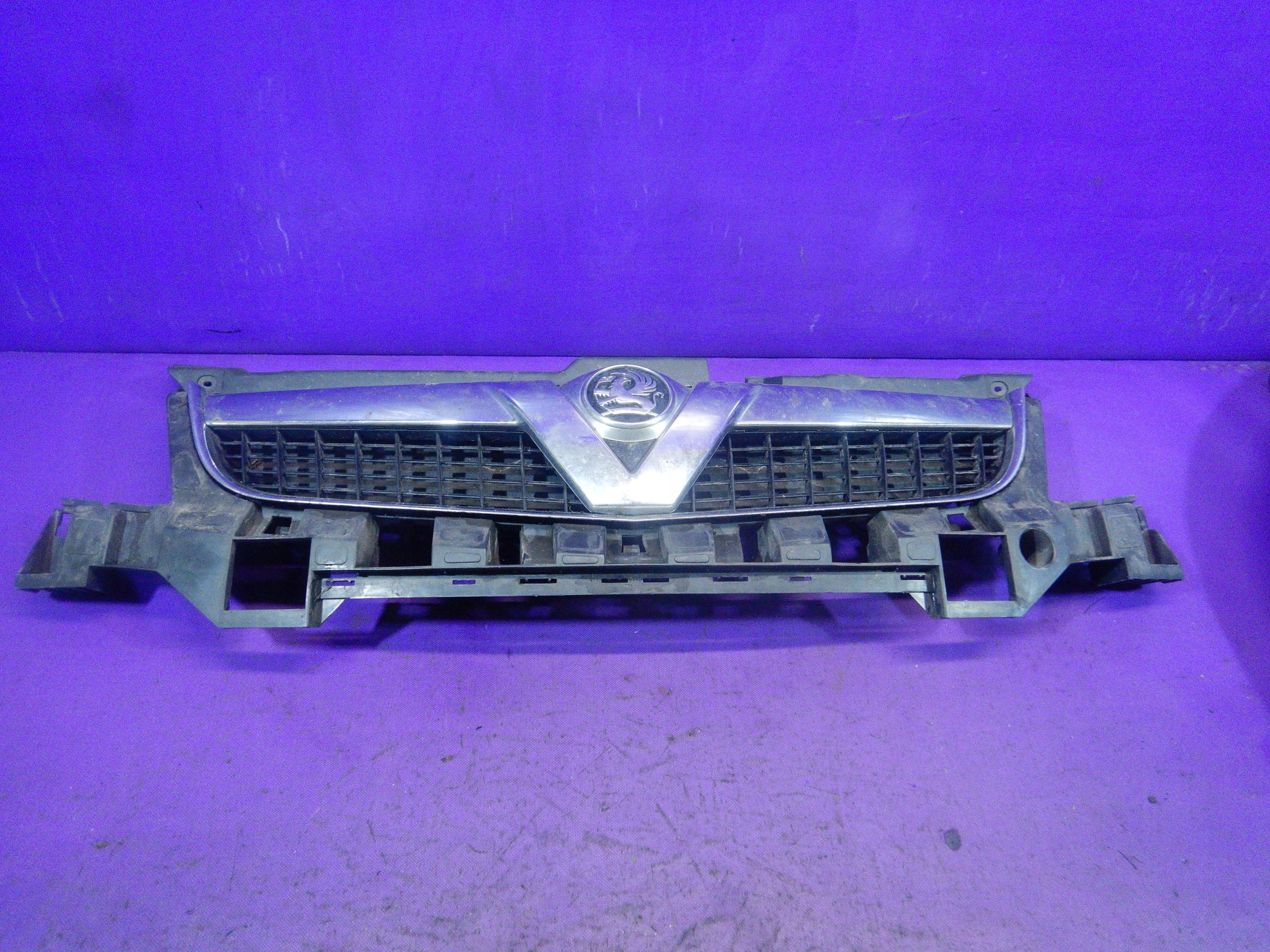  Kühlergrill Opel H 1 F VECTRA L G FRONTGRILL 13260028 Kühlergitter product image