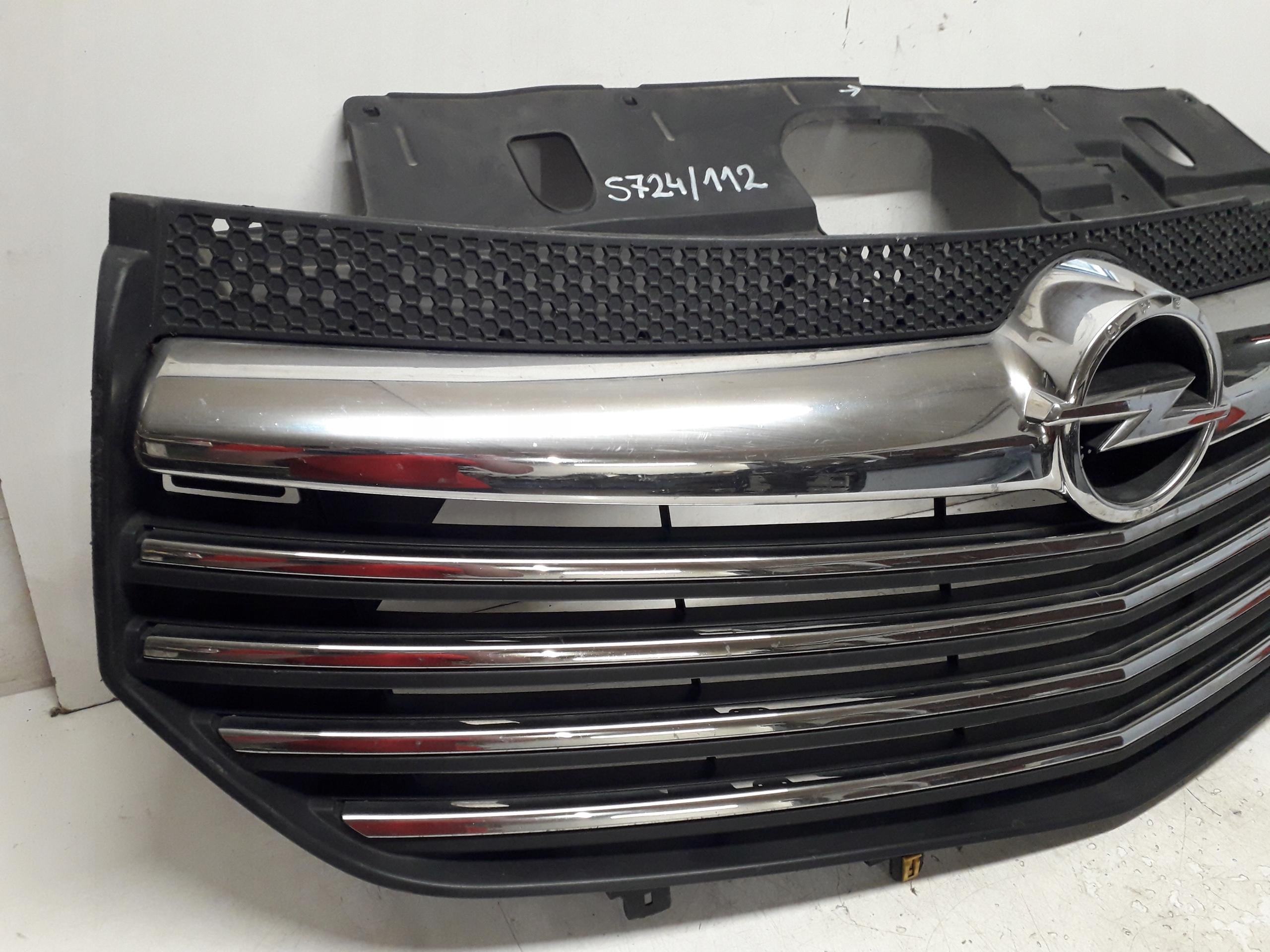 Kühlergrill Opel L B E 1 G VIVARO FRONTGRILL Kühlergitter