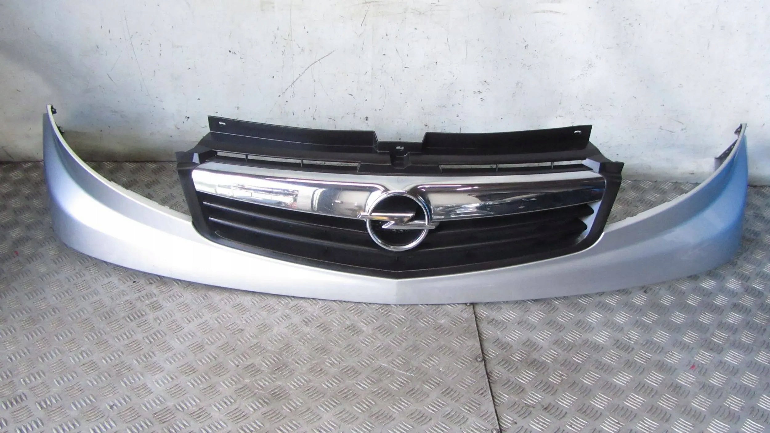  Kühlergrill Opel VIVARO L G C H D E FRONTGRILL Kühlergitter product image