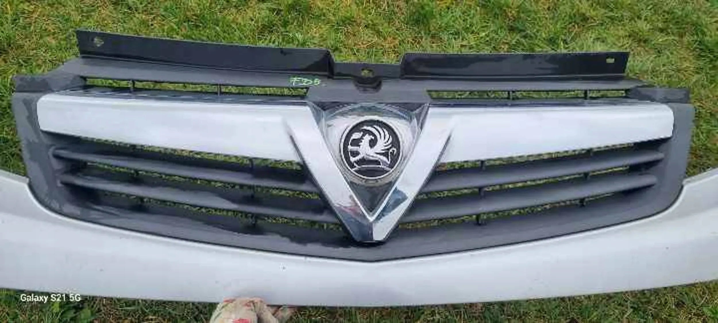 Kühlergrill Opel E F VIVARO A L G FRONTGRILL Kühlergitter