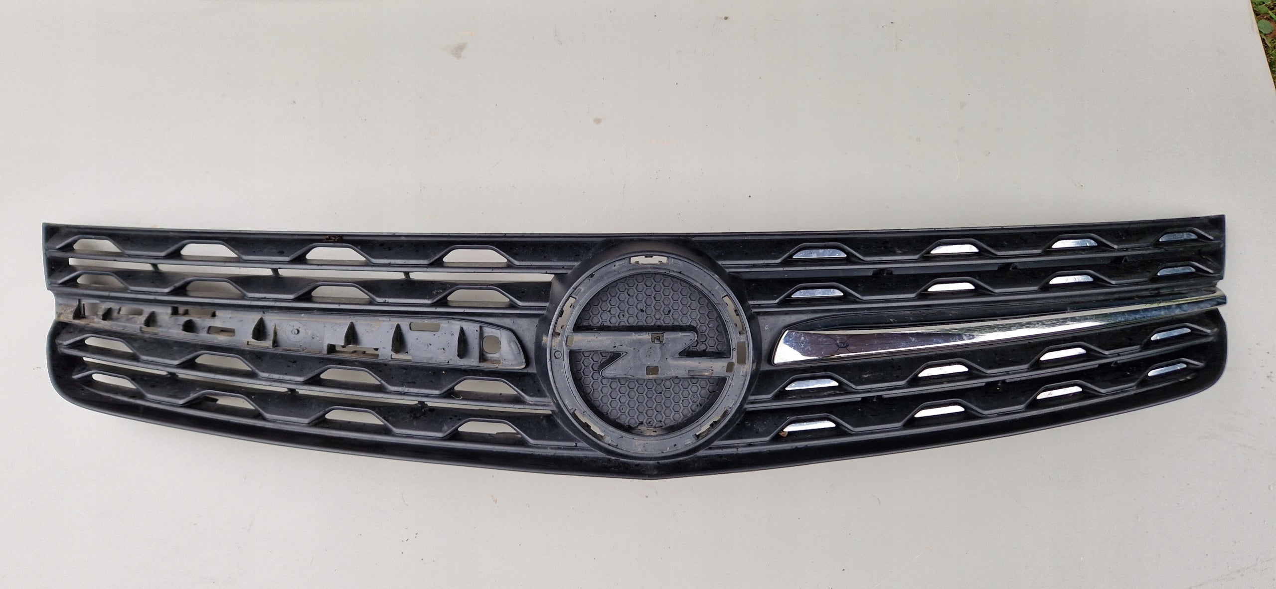 Kühlergrill Opel ZAFIRA LIFE V VIVARO C G 1 FRONTGRILL 39201538 Kühlergitter