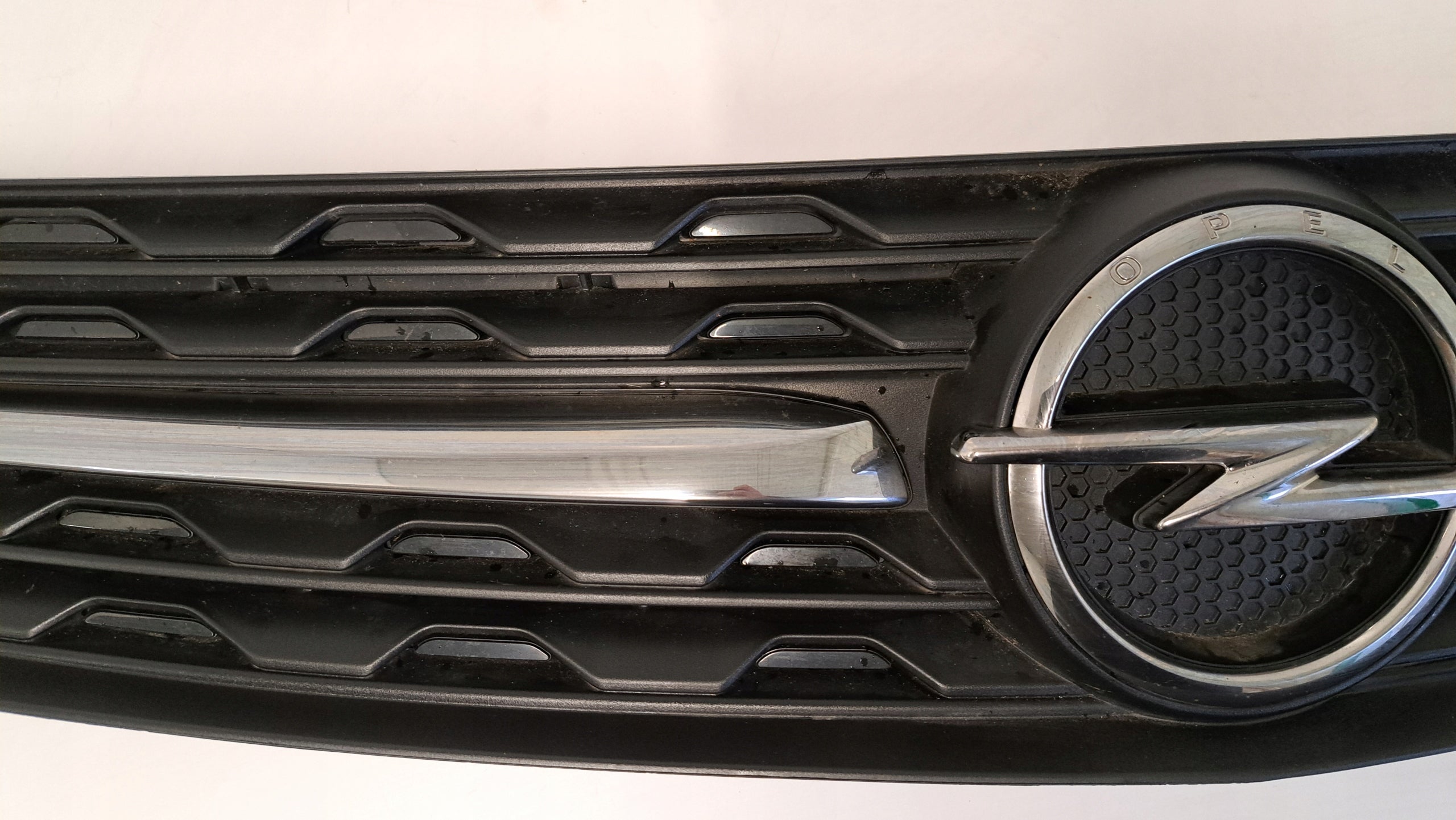 Kühlergrill Opel H VIVARO C 1 E ZAFIRA D K L G FRONTGRILL 39201547 Kühlergitter