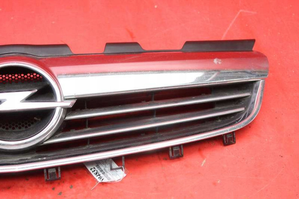 Kühlergrill Opel B C L E H G 1 ZAFIRA FRONTGRILL 13247331 Kühlergitter