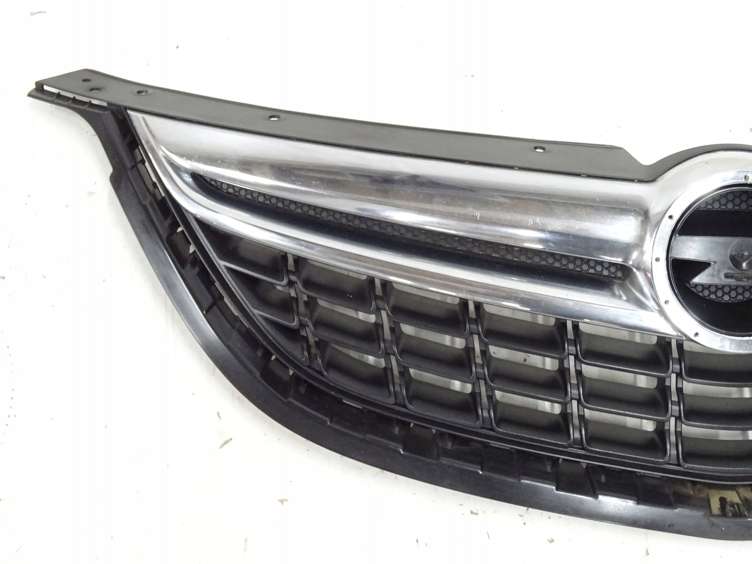 Kühlergrill Opel H 1 E ZAFIRA C D K L G FRONTGRILL 13300698 Kühlergitter