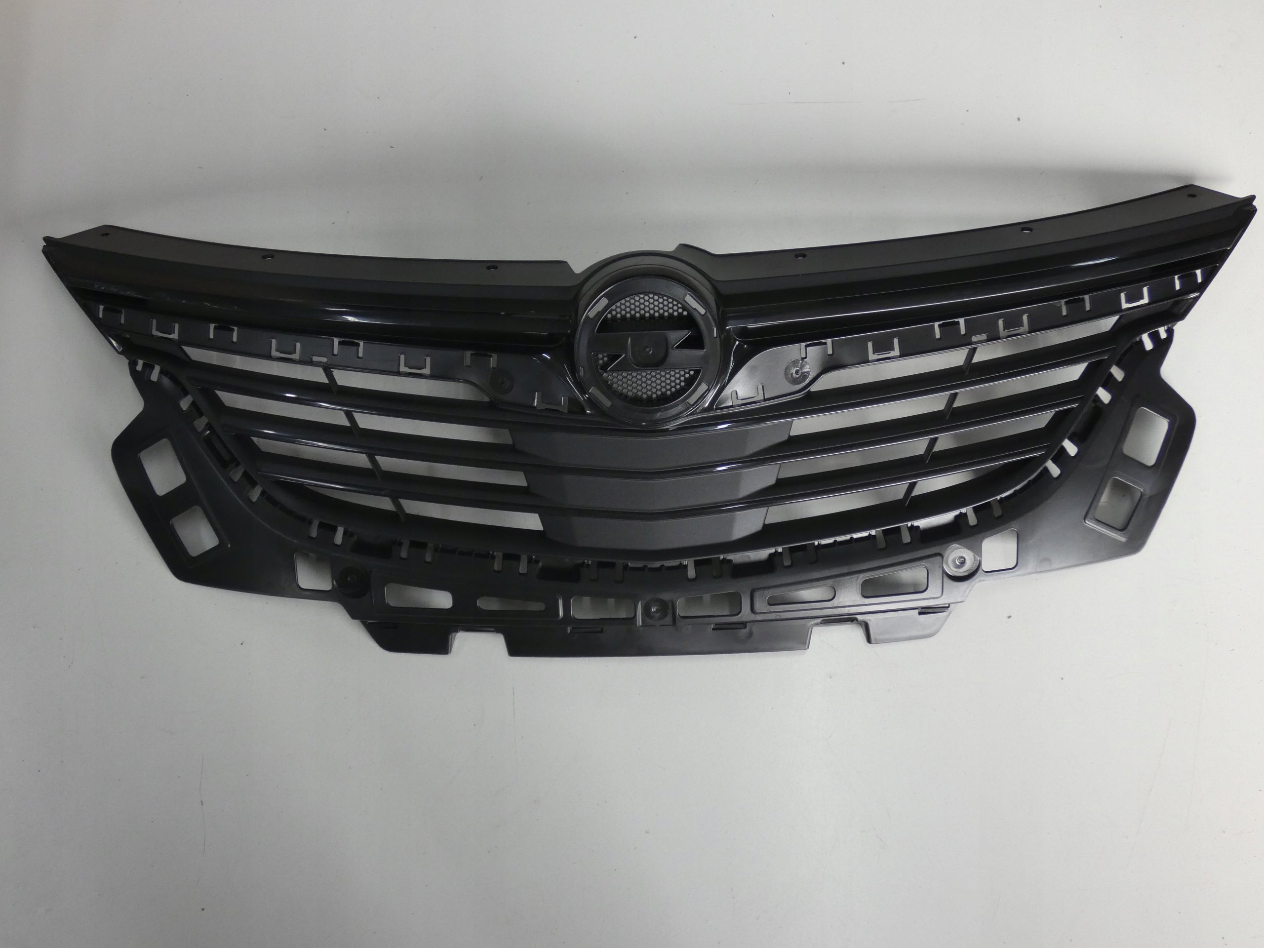  Kühlergrill Opel H E ZAFIRA C D L G FRONTGRILL 39079789 Kühlergitter product image