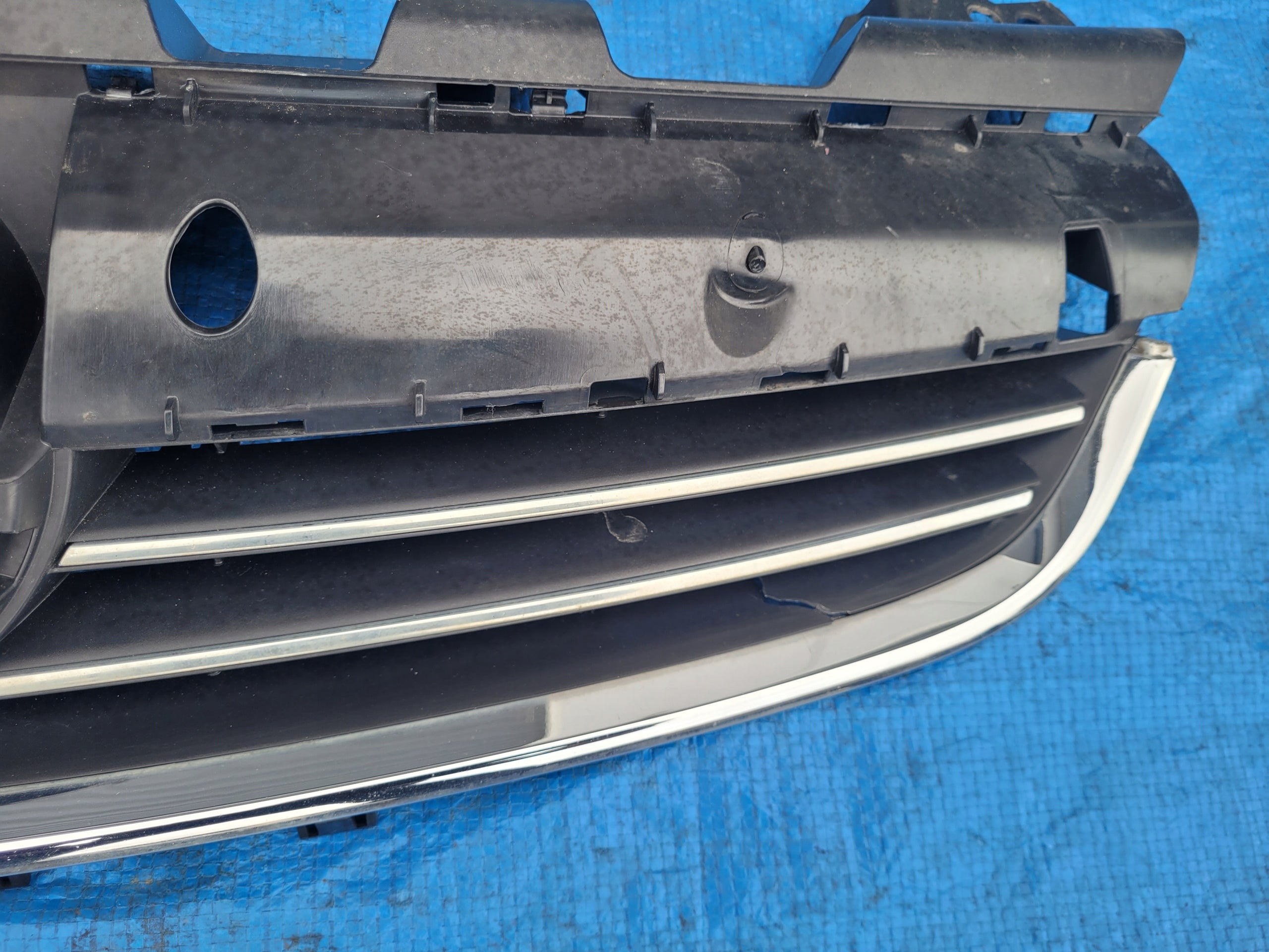 Kühlergrill Opel H E ZAFIRA C D K B L G FRONTGRILL 13247327 Kühlergitter