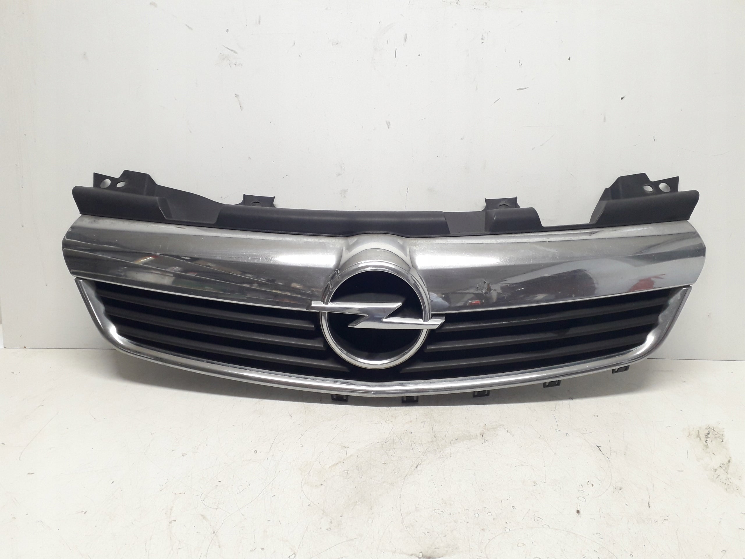  Kühlergrill Opel H 1 E ZAFIRA C B L G FRONTGRILL 13157590 Kühlergitter product image