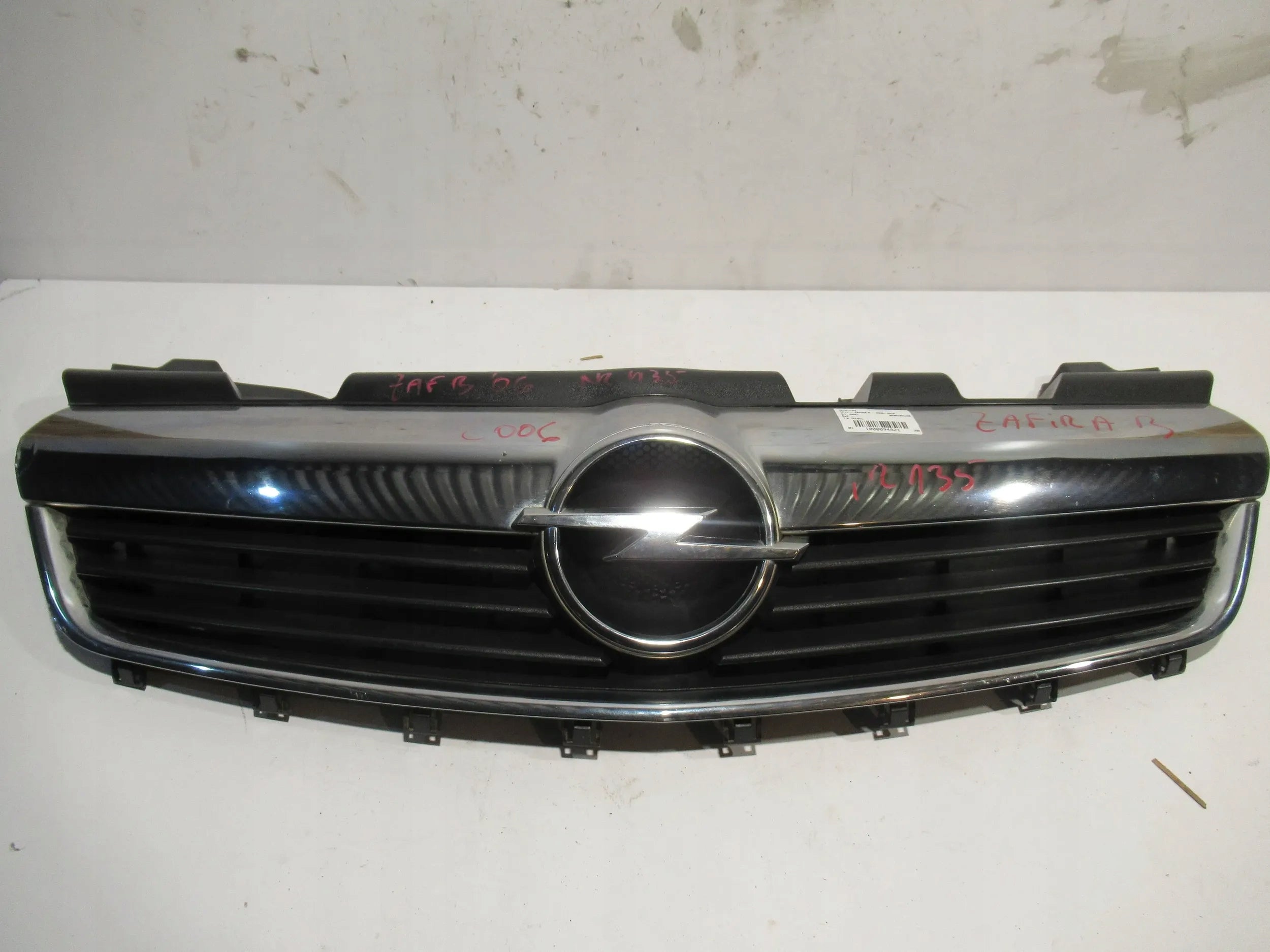 Kühlergrill Opel 1 E ZAFIRA B L G FRONTGRILL 13136138 Kühlergitter