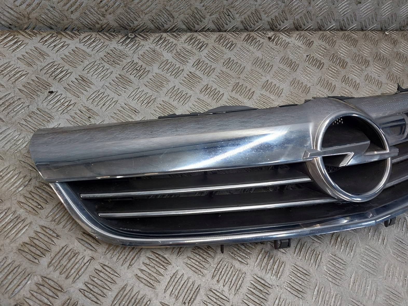 Kühlergrill Opel H E ZAFIRA C B L G FRONTGRILL 13247327 Kühlergitter