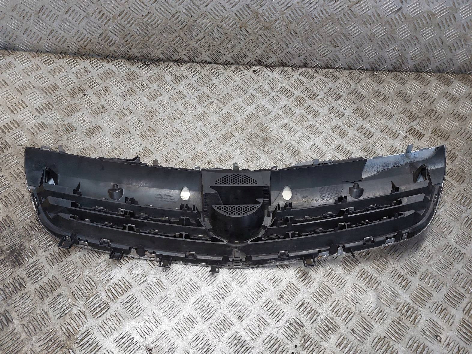 Kühlergrill Opel H E ZAFIRA C B L G FRONTGRILL 13247327 Kühlergitter