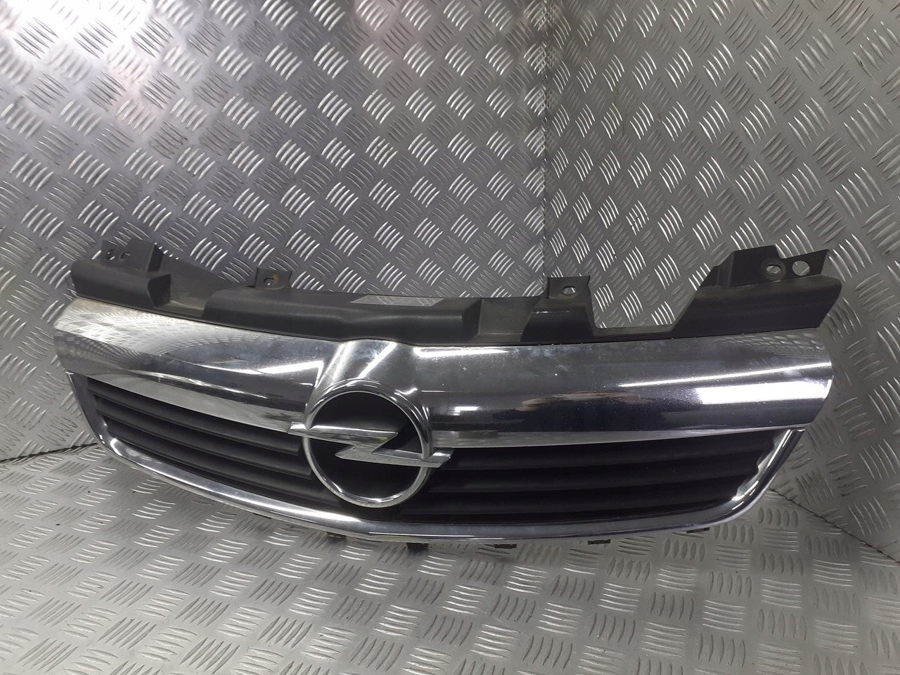  Kühlergrill Opel 1 E ZAFIRA B L G FRONTGRILL 13136136 Kühlergitter product image