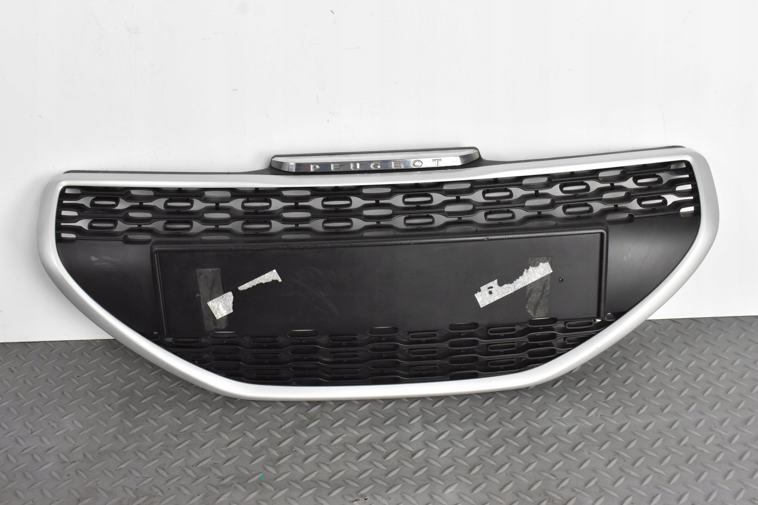  Kühlergrill Peugeot 208 I PEUGEOT 208 FRONTGRILL 9672794377 Kühlergitter product image