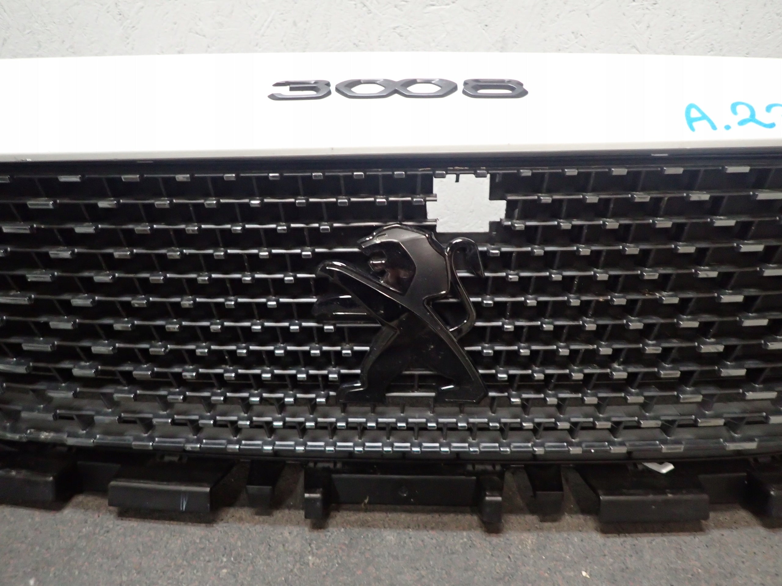 Kühlergrill Peugeot 3008 II PEUGEOT 3008 I FRONTGRILL 9836828477 Kühlergitter