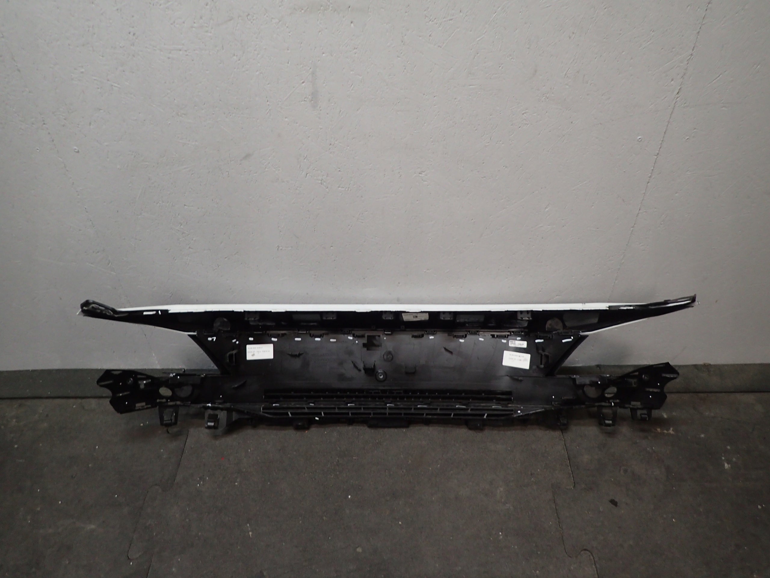 Kühlergrill Peugeot 3008 II PEUGEOT 3008 I FRONTGRILL 9836828477 Kühlergitter