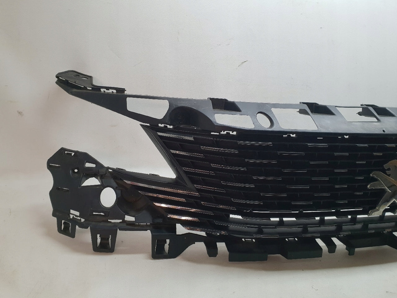 Kühlergrill Peugeot 3008 II PEUGEOT 3008 I FRONTGRILL 9836828477 Kühlergitter