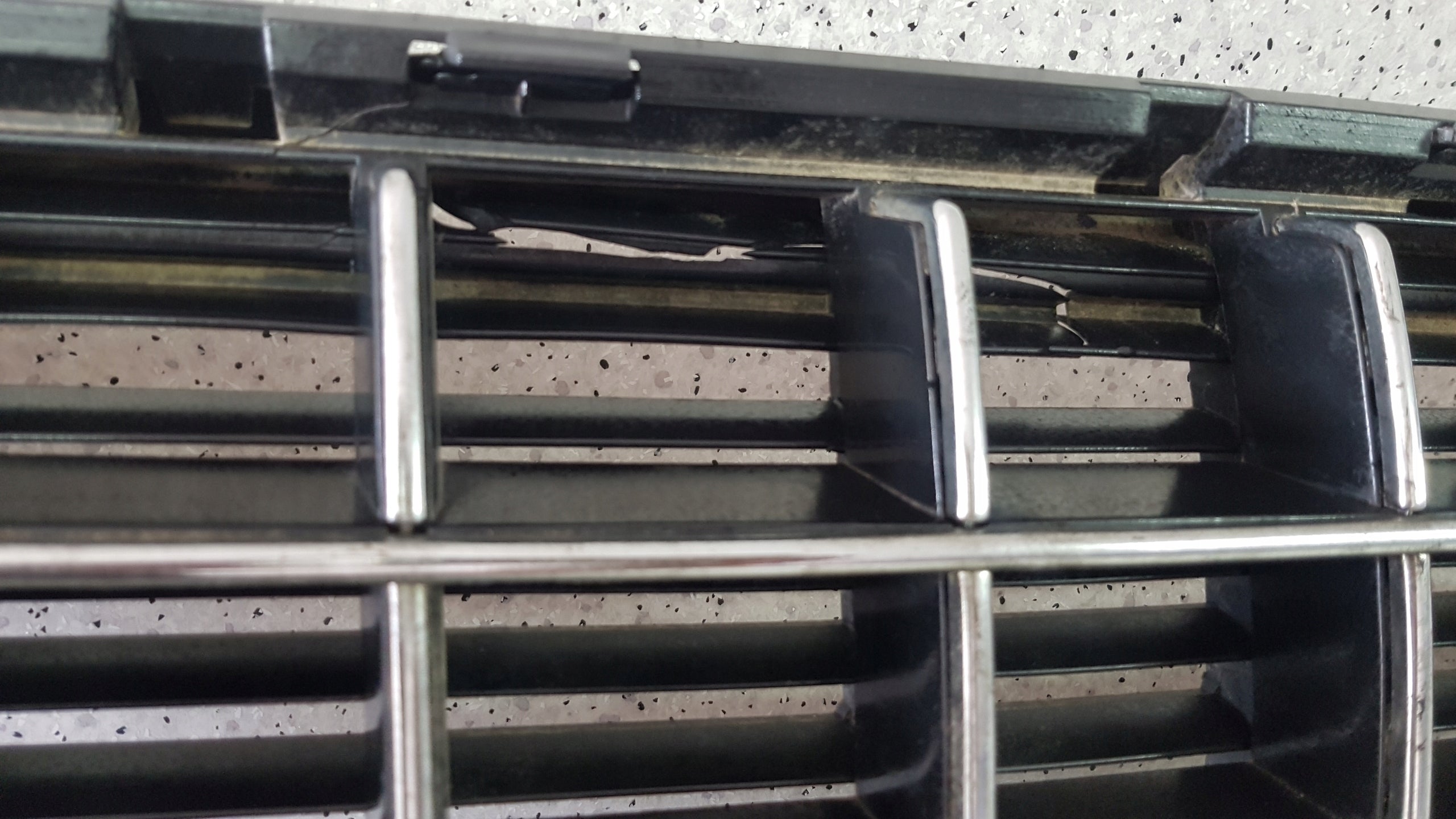 Kühlergrill Peugeot PEUGEOT 3008 I FRONTGRILL 9685628677 Kühlergitter