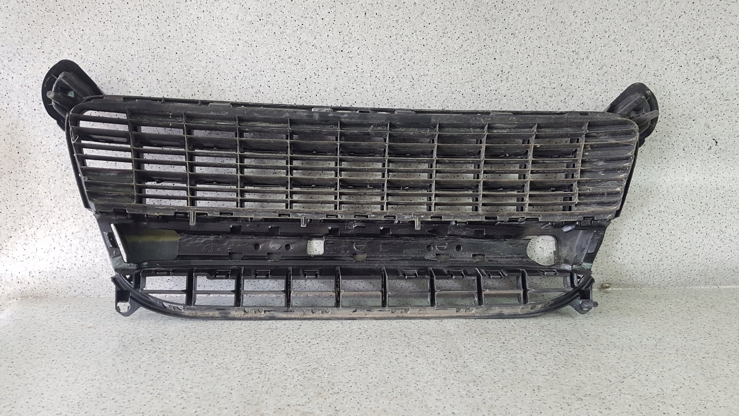 Kühlergrill Peugeot PEUGEOT 3008 I FRONTGRILL 9685628677 Kühlergitter