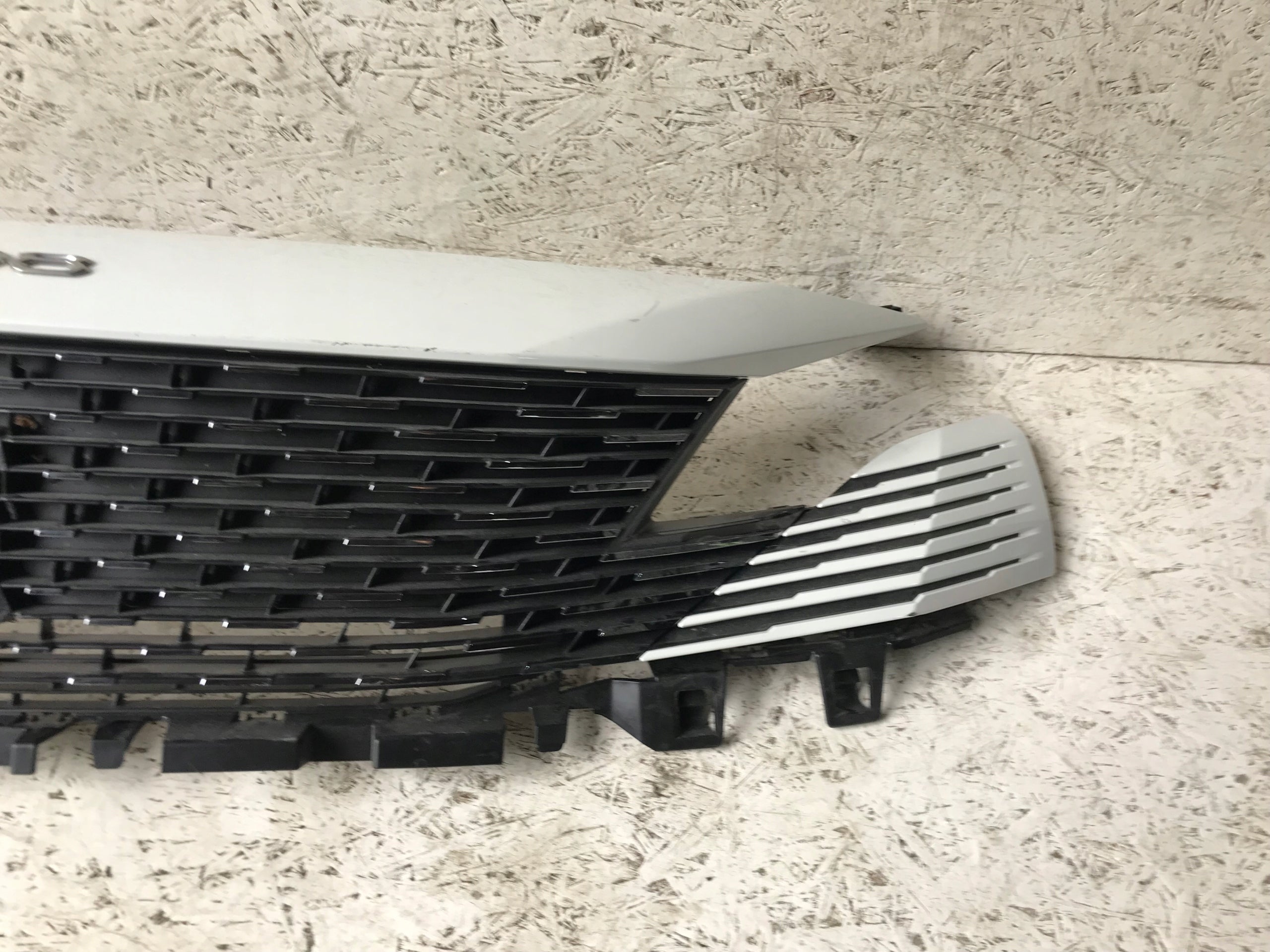 Kühlergrill Peugeot 3008 FRONTGRILL Kühlergitter