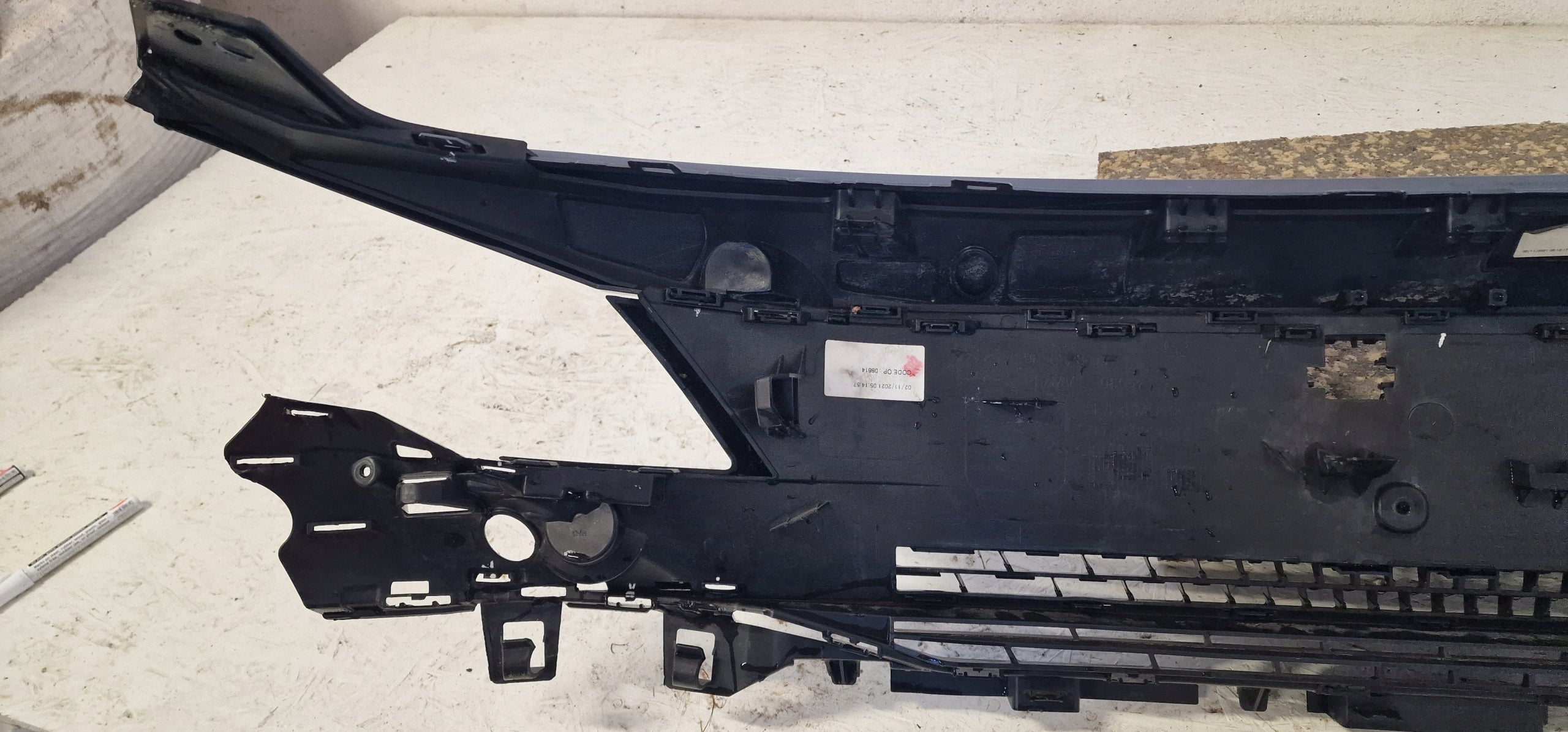 Kühlergrill Peugeot 3008 5008 FRONTGRILL 9836828477 Kühlergitter