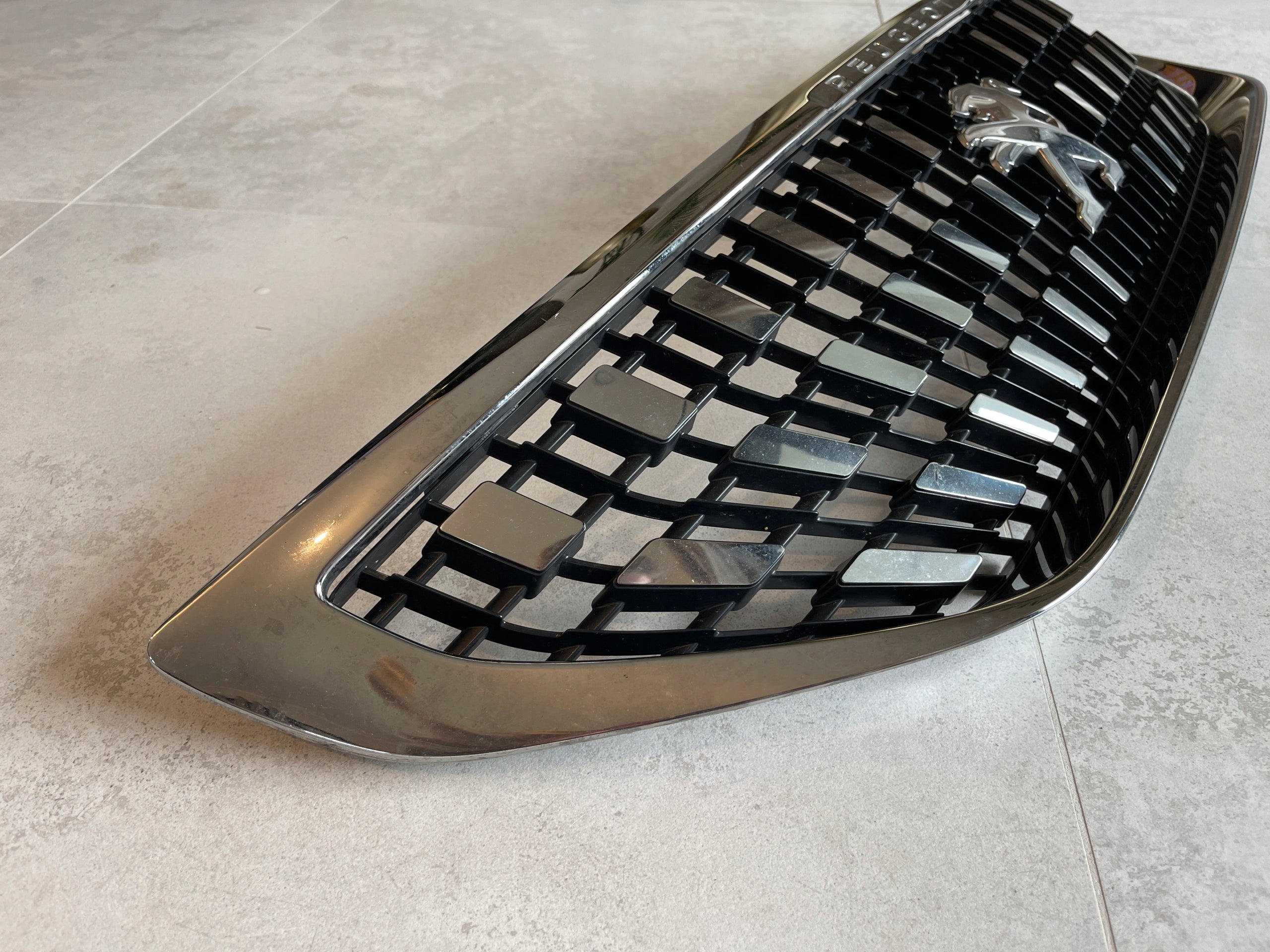 Kühlergrill Peugeot PEUGEOT 3008 I 3008 II 5008 FRONTGRILL Kühlergitter