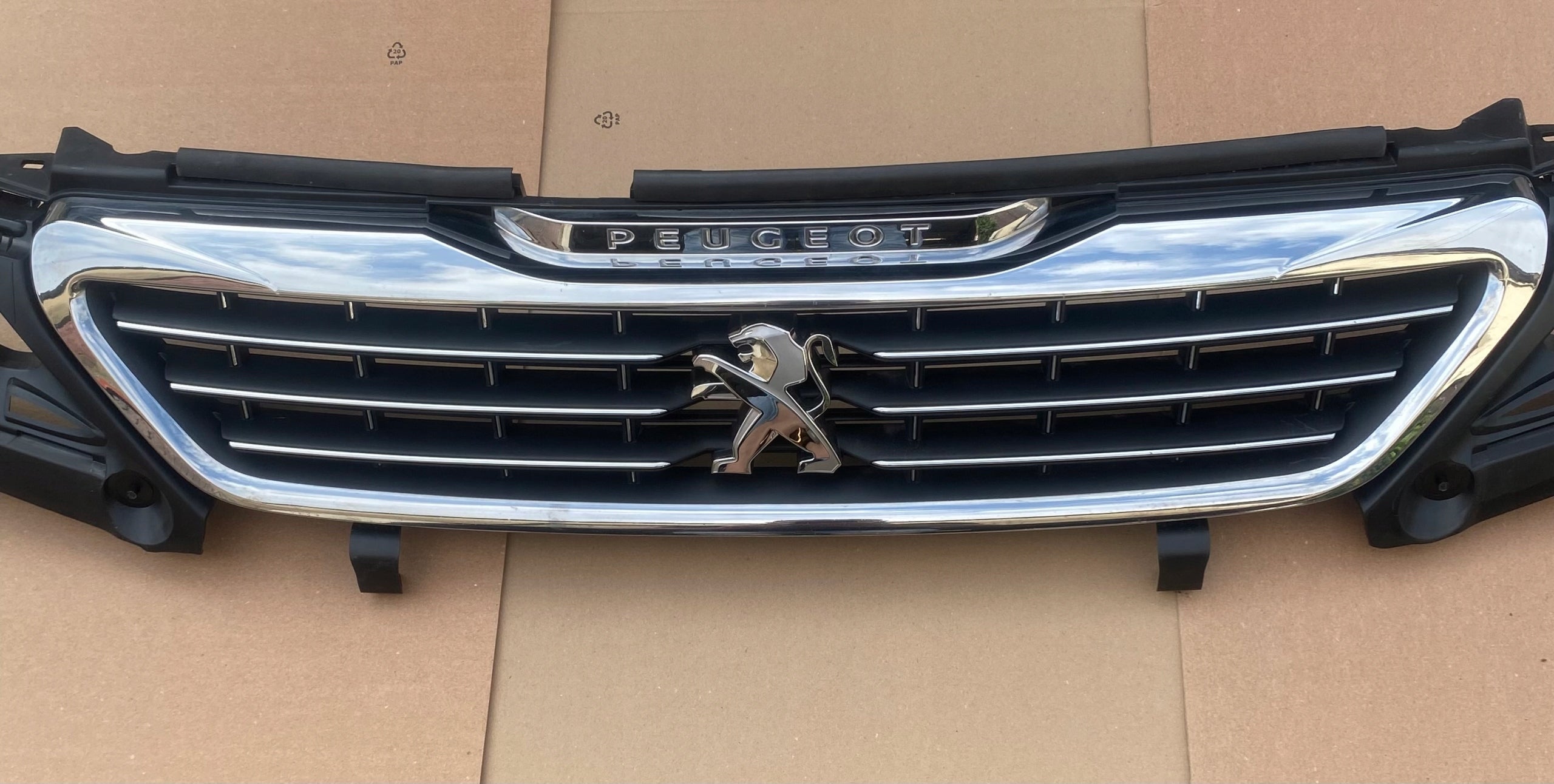  Kühlergrill Peugeot 308 FRONTGRILL Kühlergitter product image