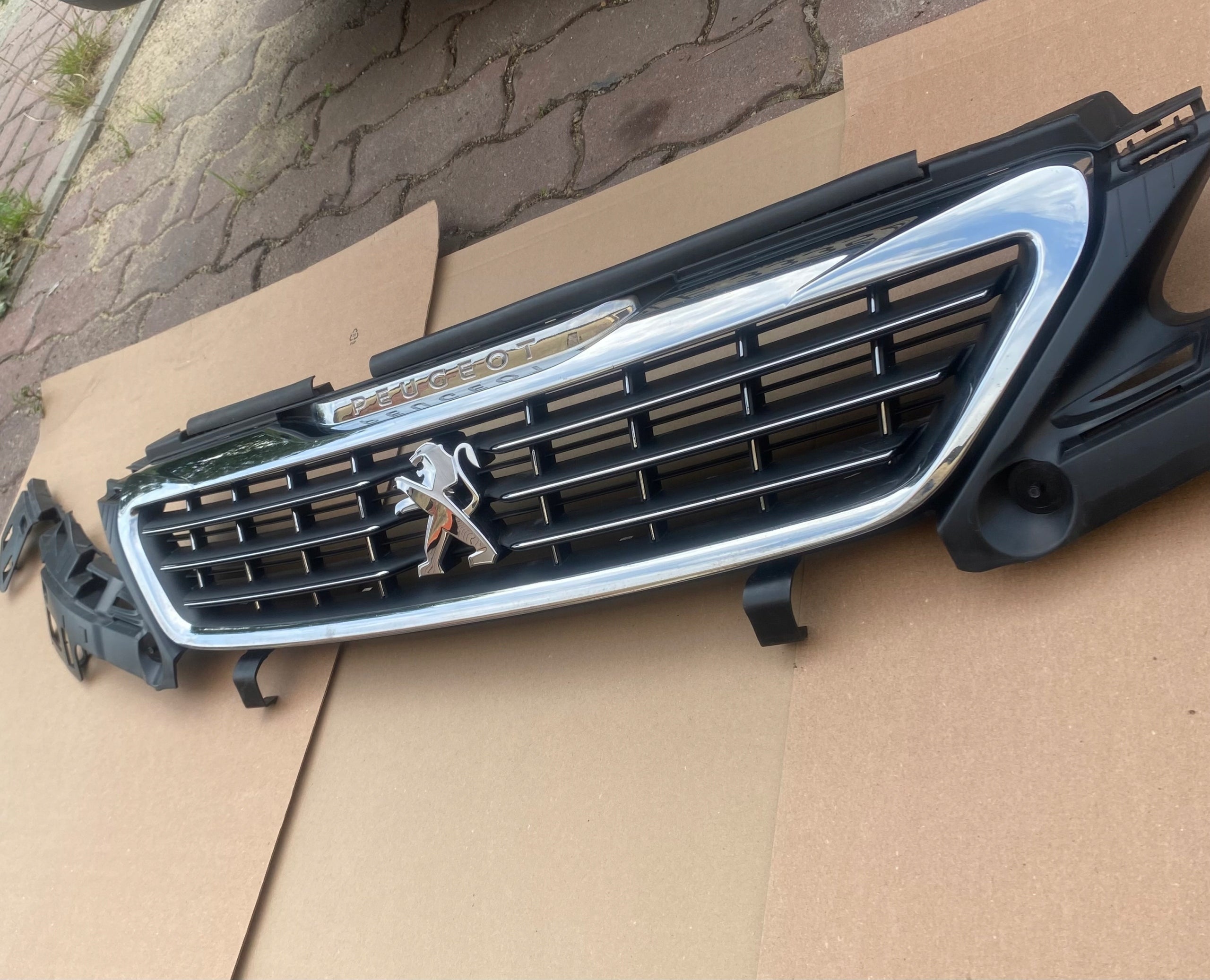 Kühlergrill Peugeot 308 FRONTGRILL Kühlergitter