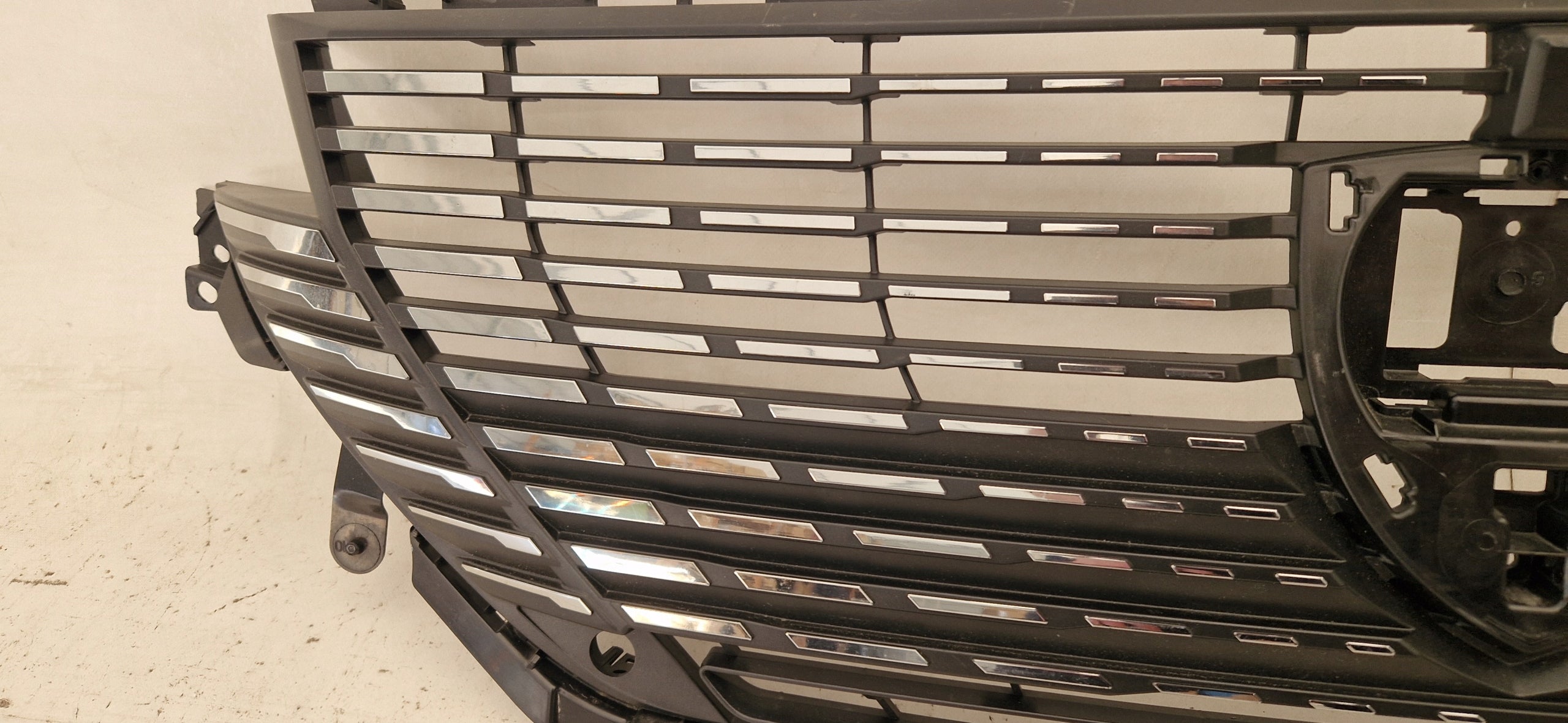 Kühlergrill Peugeot PEUGEOT 308 III FRONTGRILL 9838035380 Kühlergitter