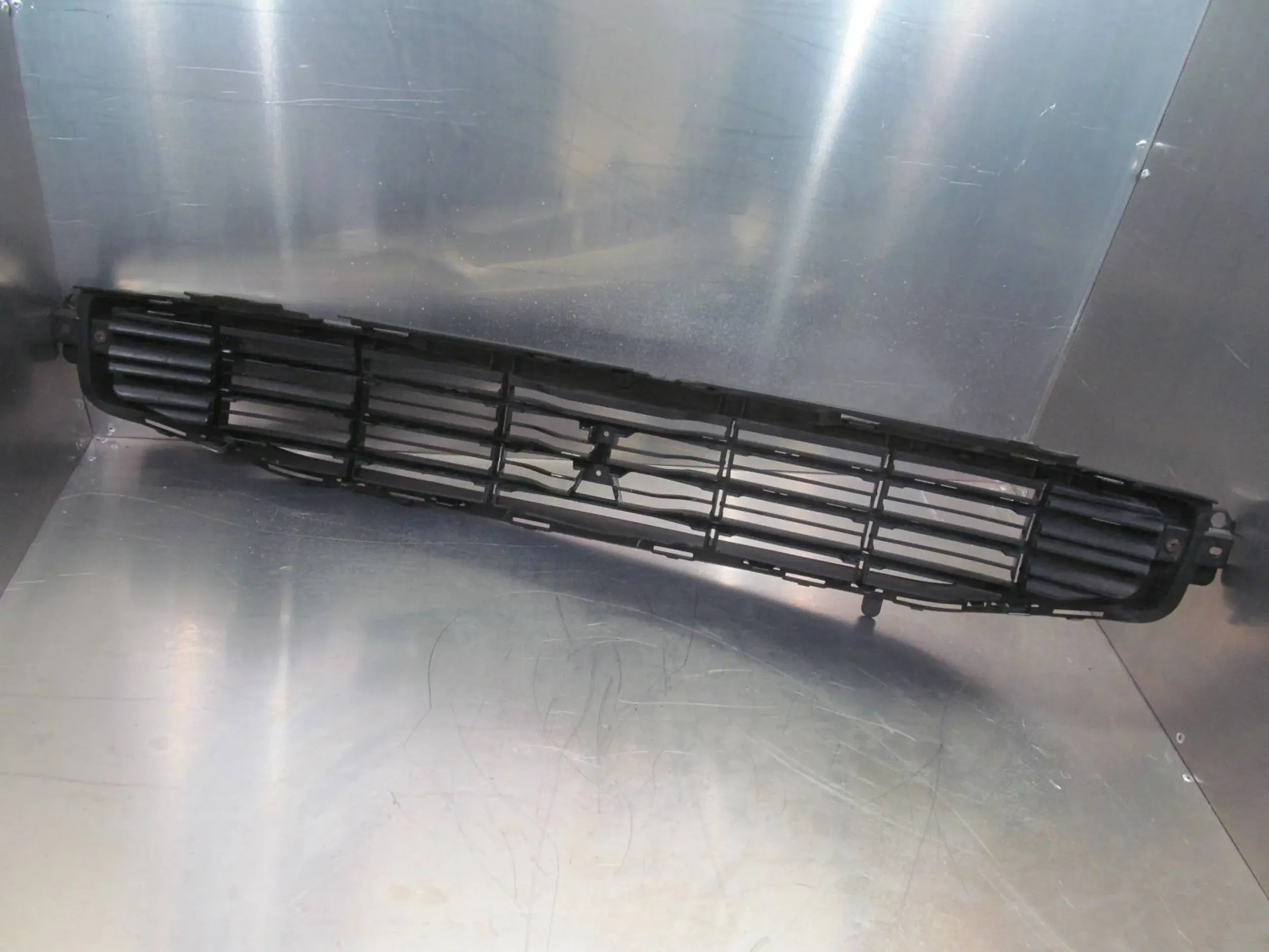 Kühlergrill Peugeot 404 PEUGEOT 508 FRONTGRILL 9807631077 Kühlergitter