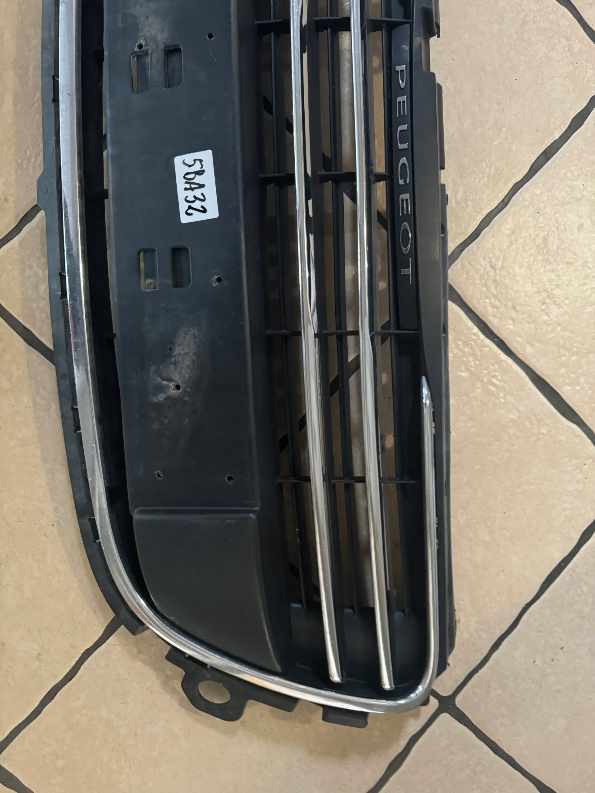 Kühlergrill Peugeot PEUGEOT 508 508 I FRONTGRILL Kühlergitter