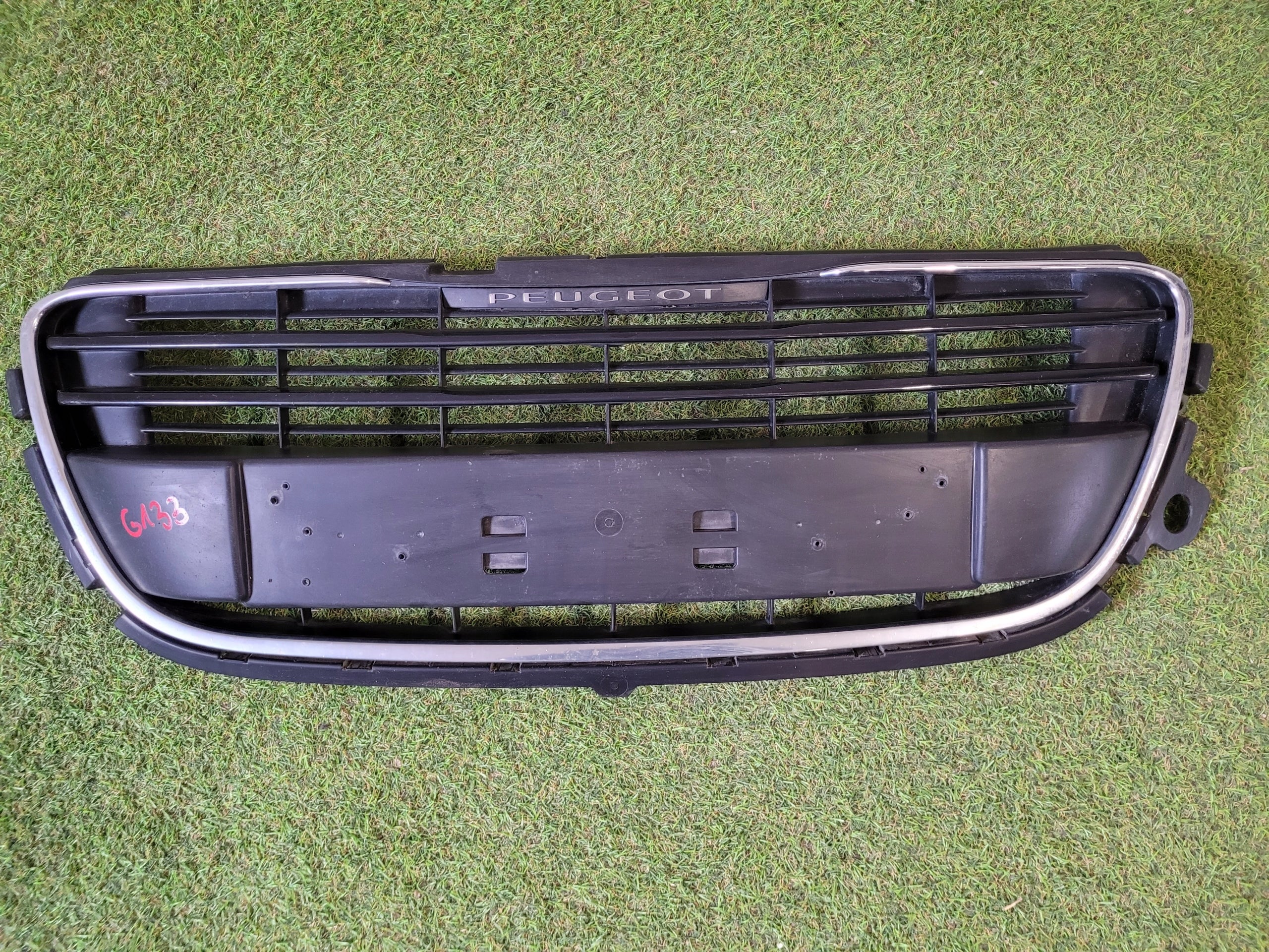 Radiator grille Peugeot 508 I PEUGEOT 508 FRONT GRILL Radiator grille 