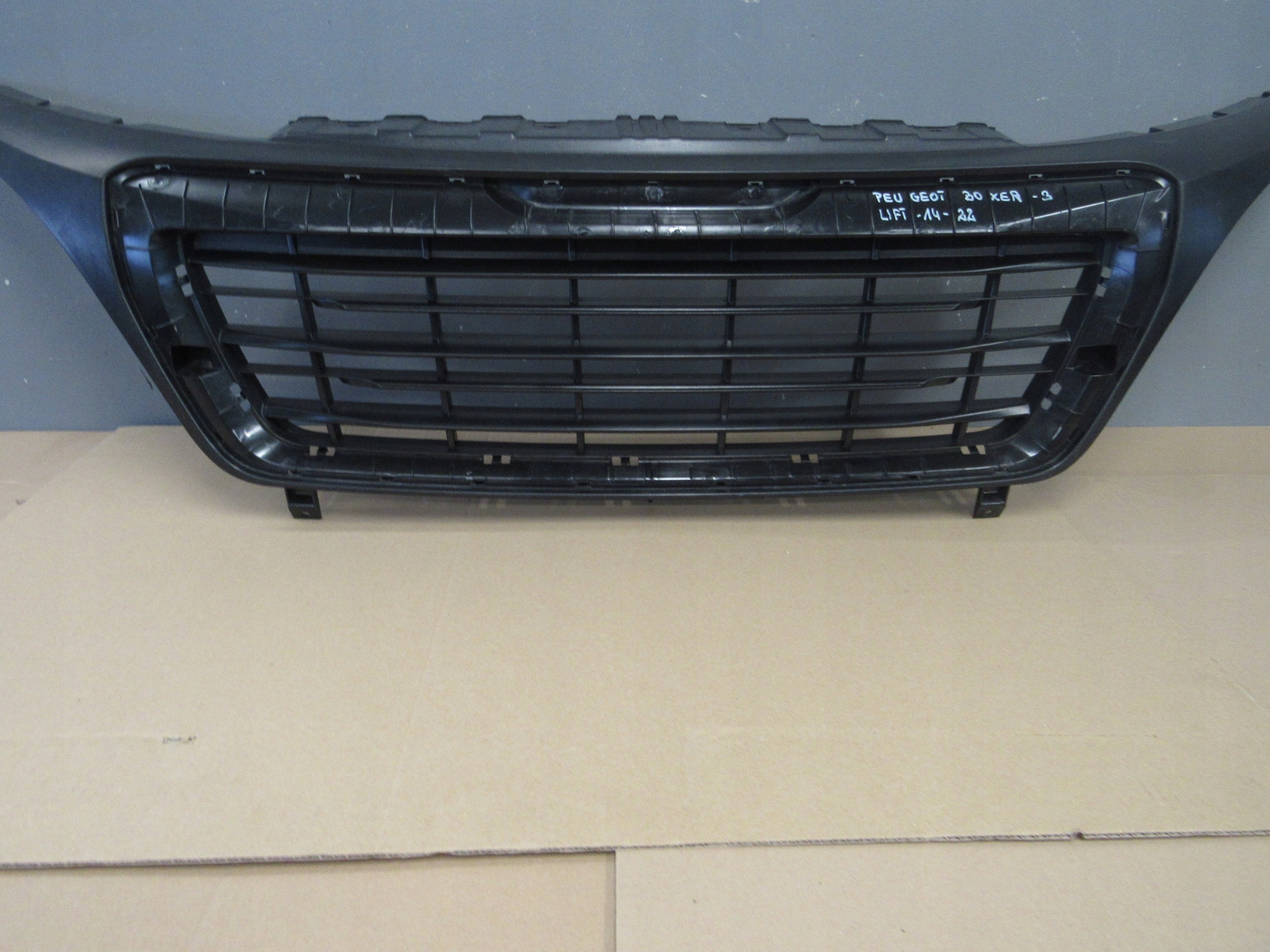 Kühlergrill Peugeot BOXER FRONTGRILL Kühlergitter