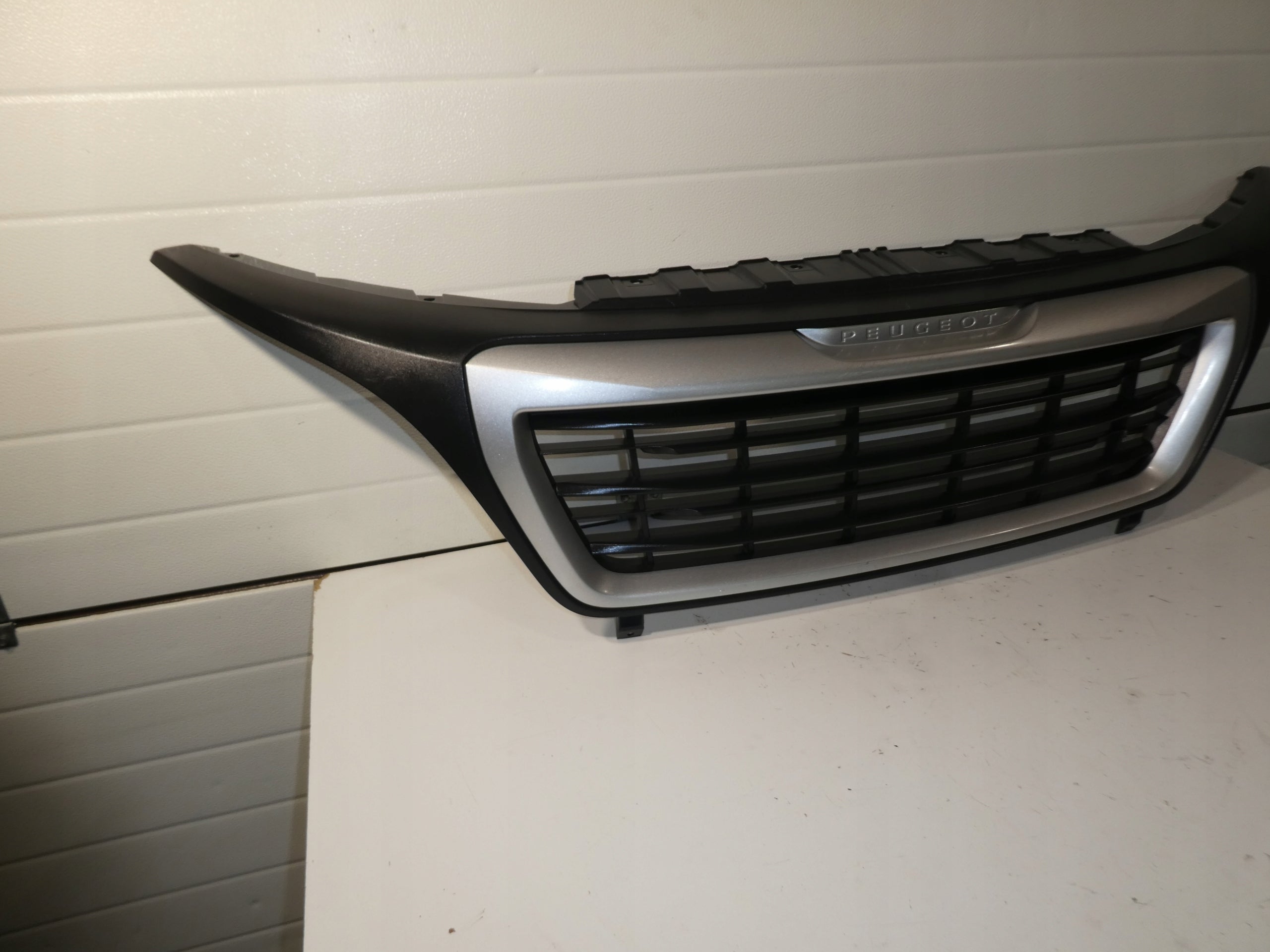 Kühlergrill Peugeot BOXER FRONTGRILL 1314847070 Kühlergitter