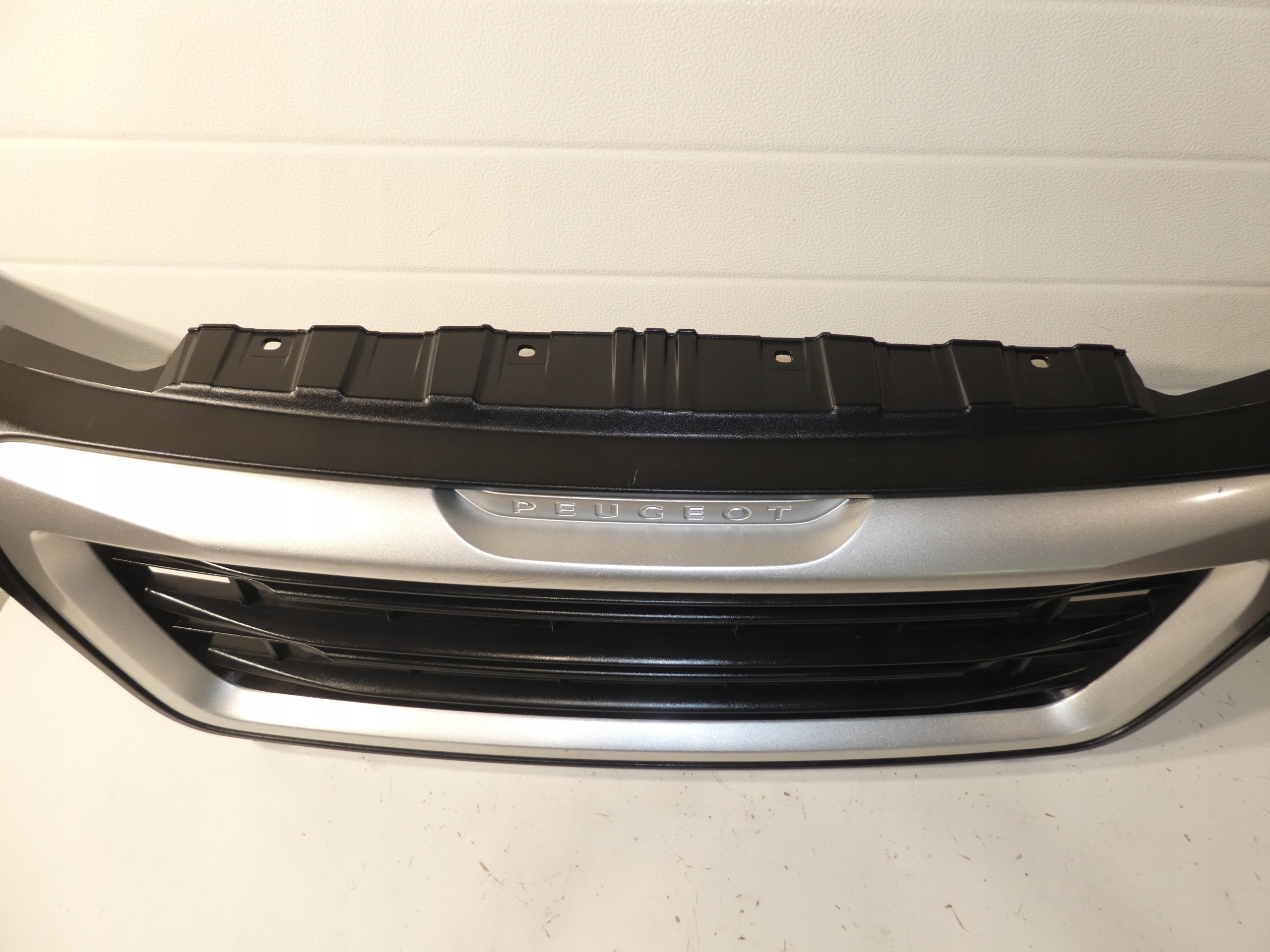 Kühlergrill Peugeot BOXER FRONTGRILL 1314847070 Kühlergitter