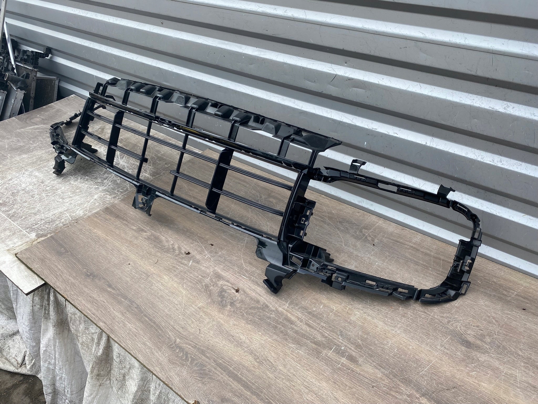 Kühlergrill Porsche CAYENNE FRONTGRILL 9Y0807683 Kühlergitter