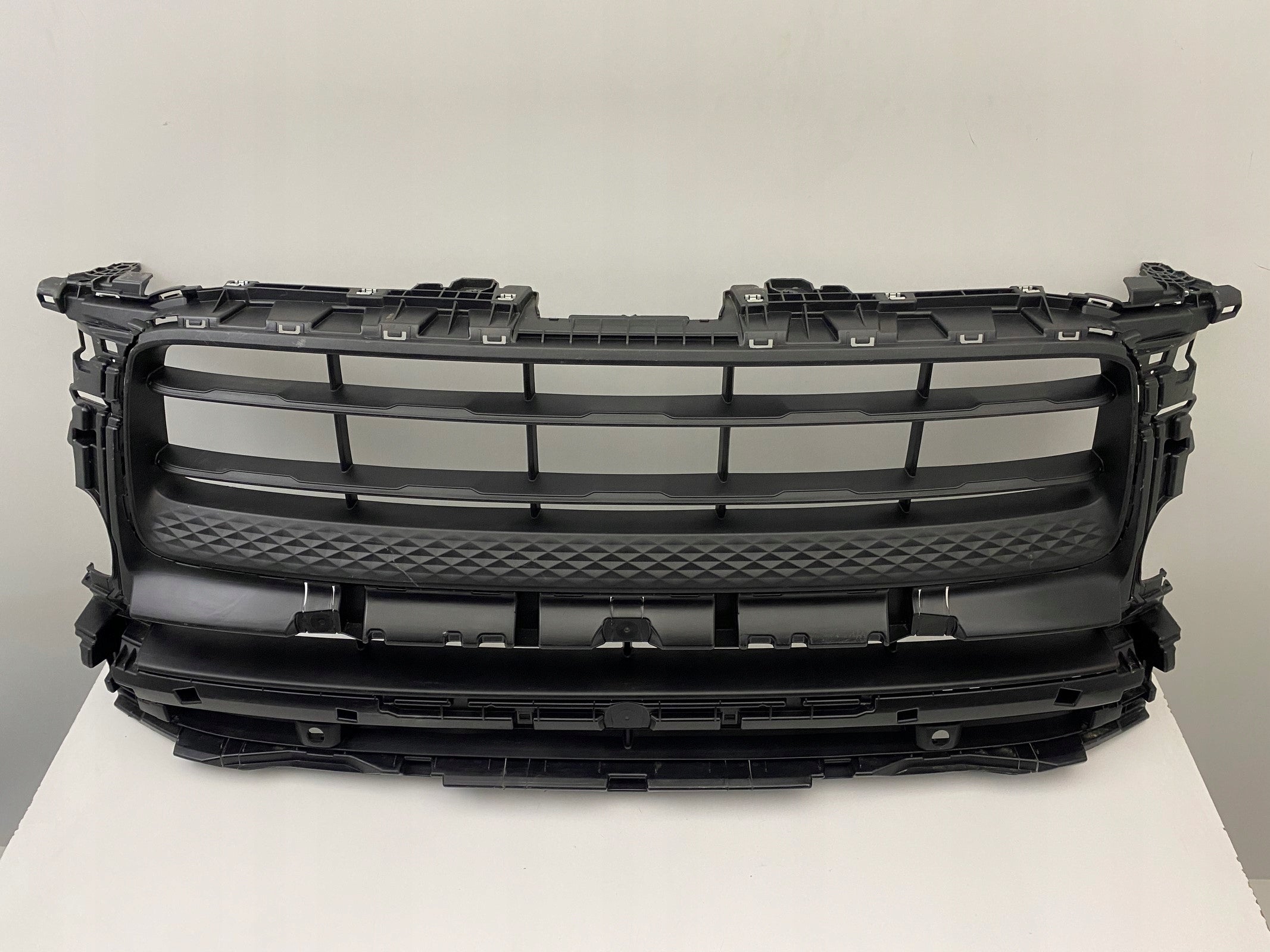 Kühlergrill Porsche MACAN FRONTGRILL 95B807683 Kühlergitter