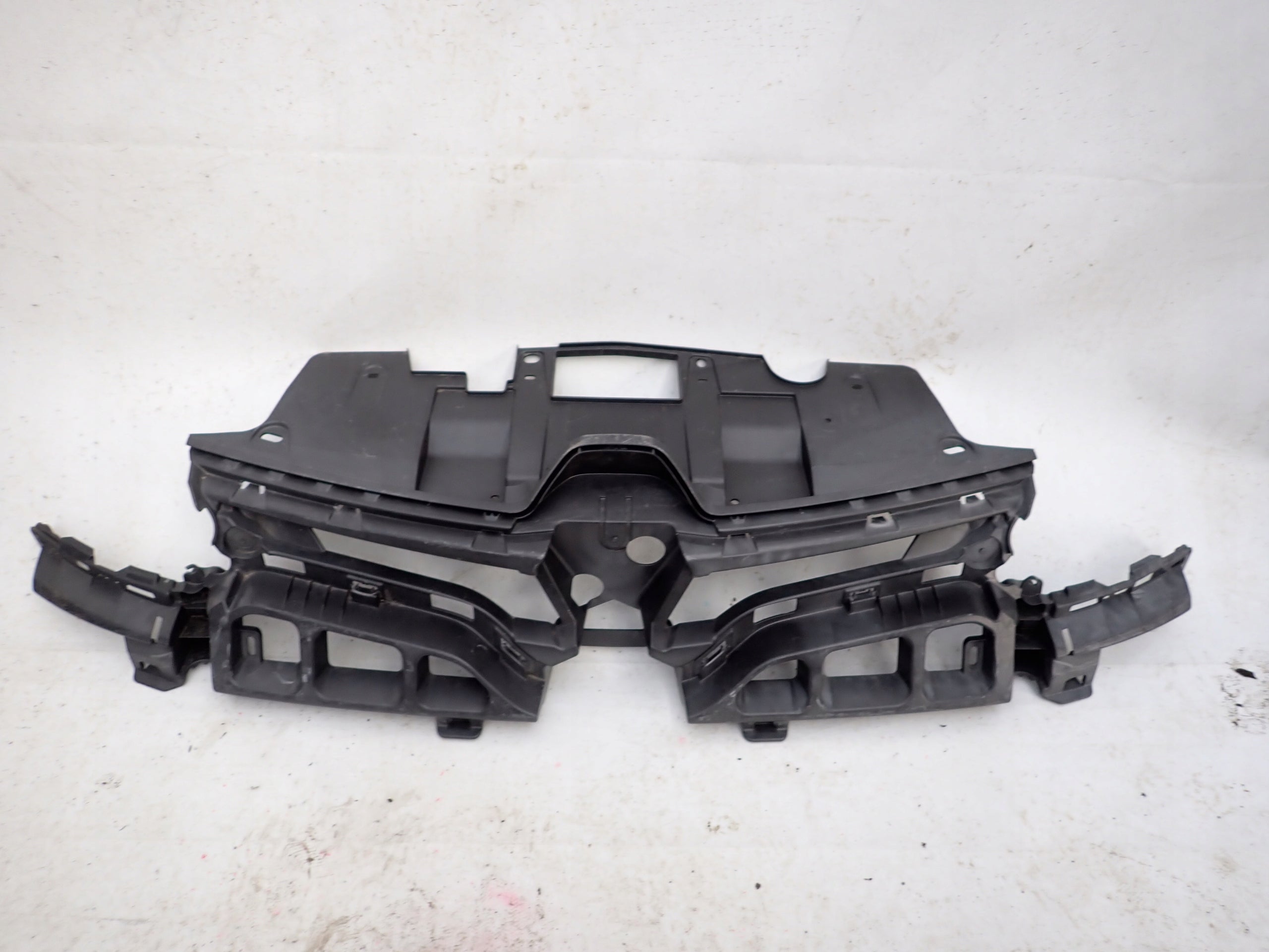 Kühlergrill Renault MEGANE III 3 FRONTGRILL 620367995R Kühlergitter