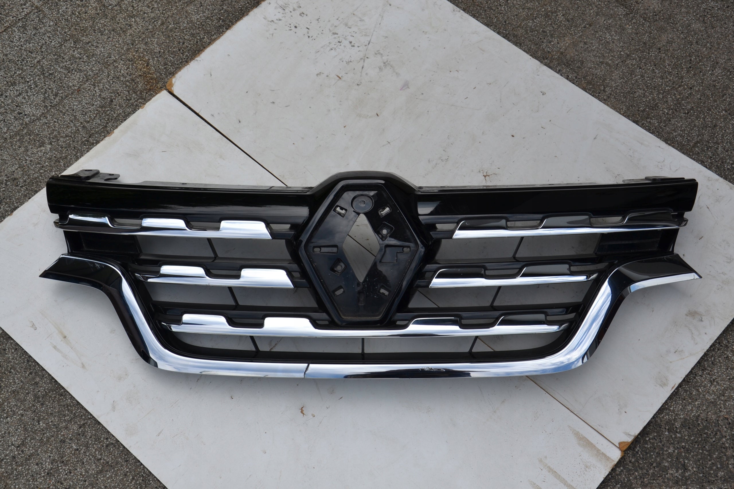 Kühlergrill Renault ALASKAN FRONTGRILL Kühlergitter