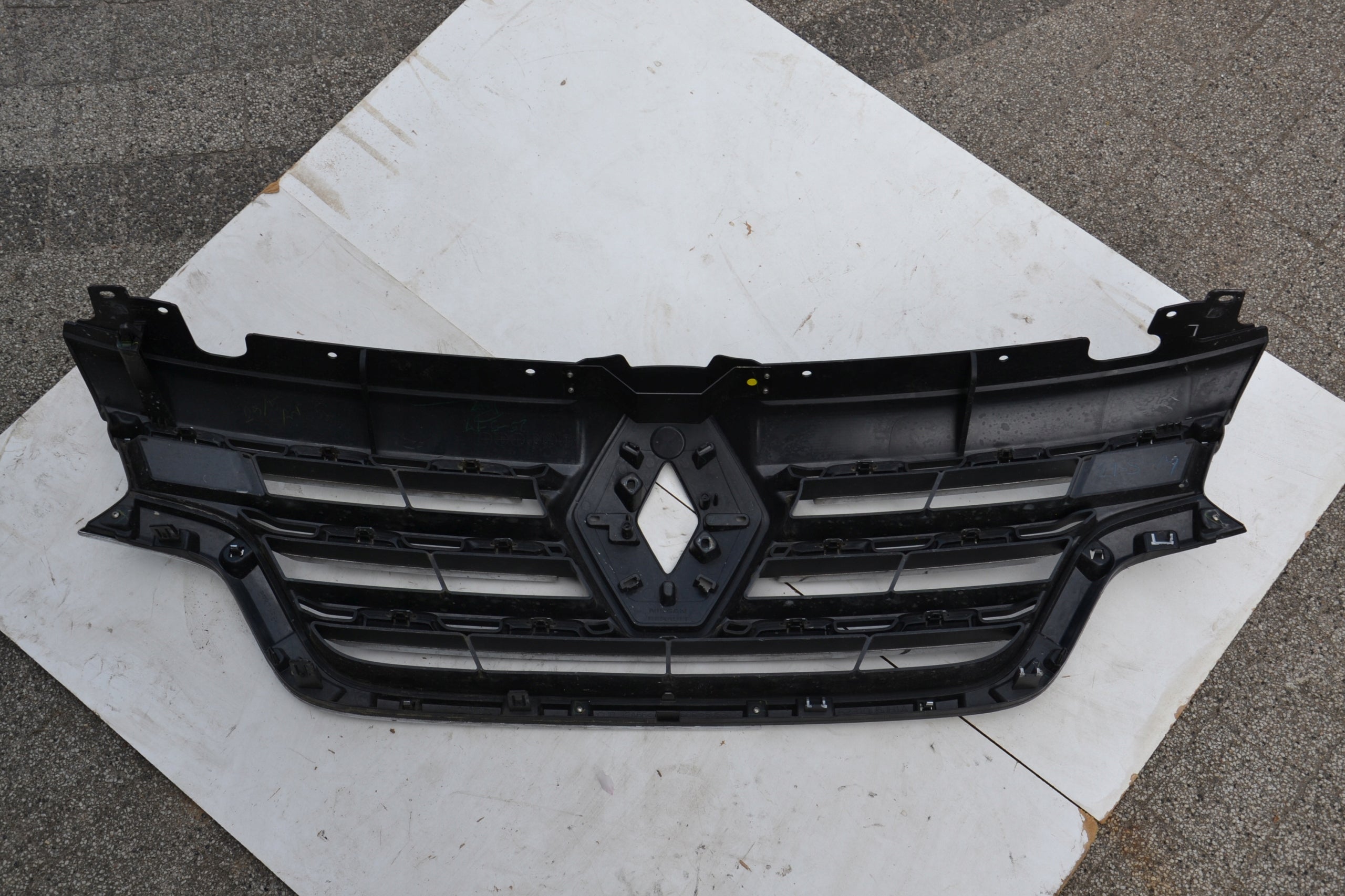 Kühlergrill Renault ALASKAN FRONTGRILL Kühlergitter