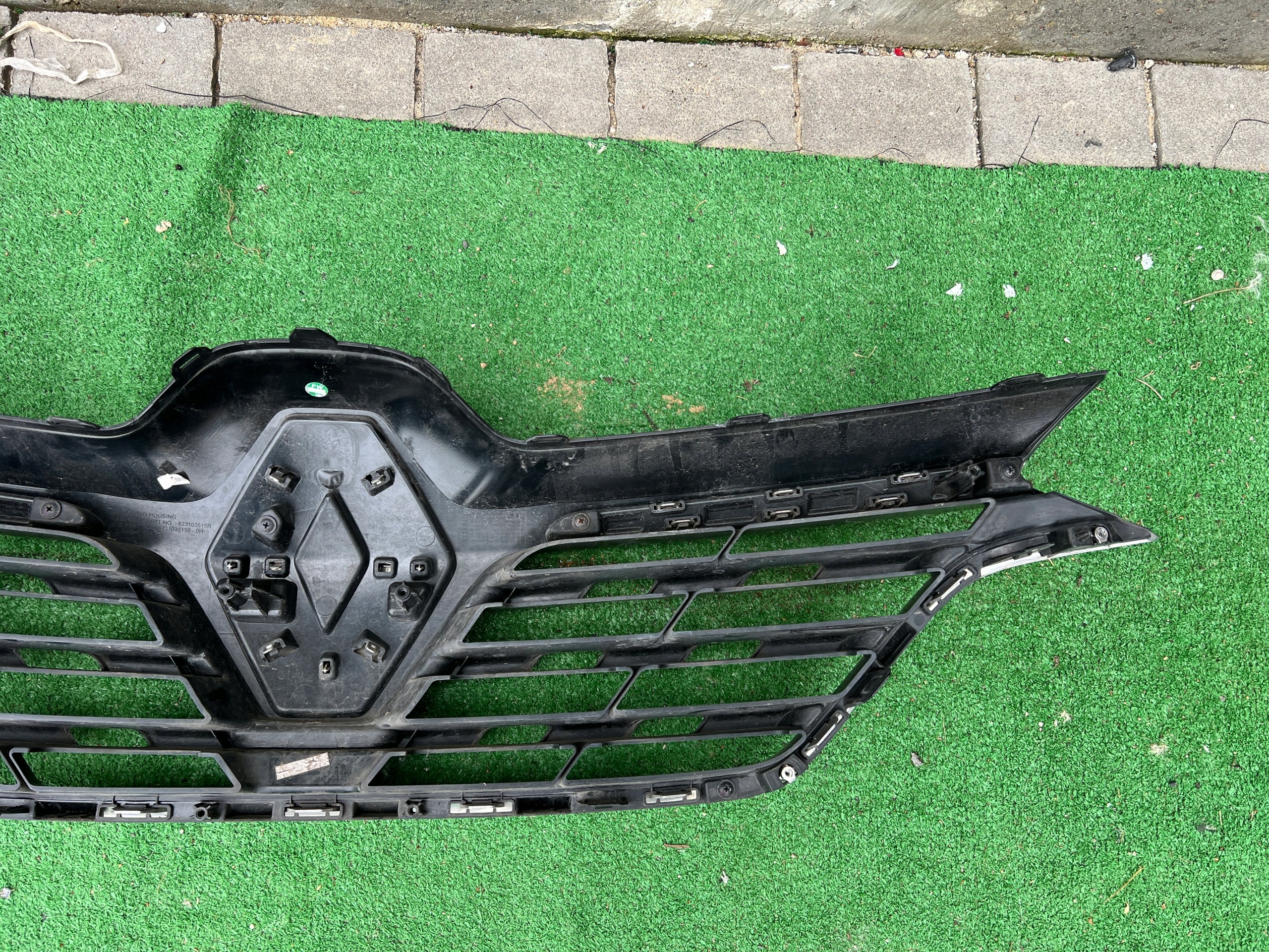 Kühlergrill Renault ARKANA FRONTGRILL 623103515R Kühlergitter