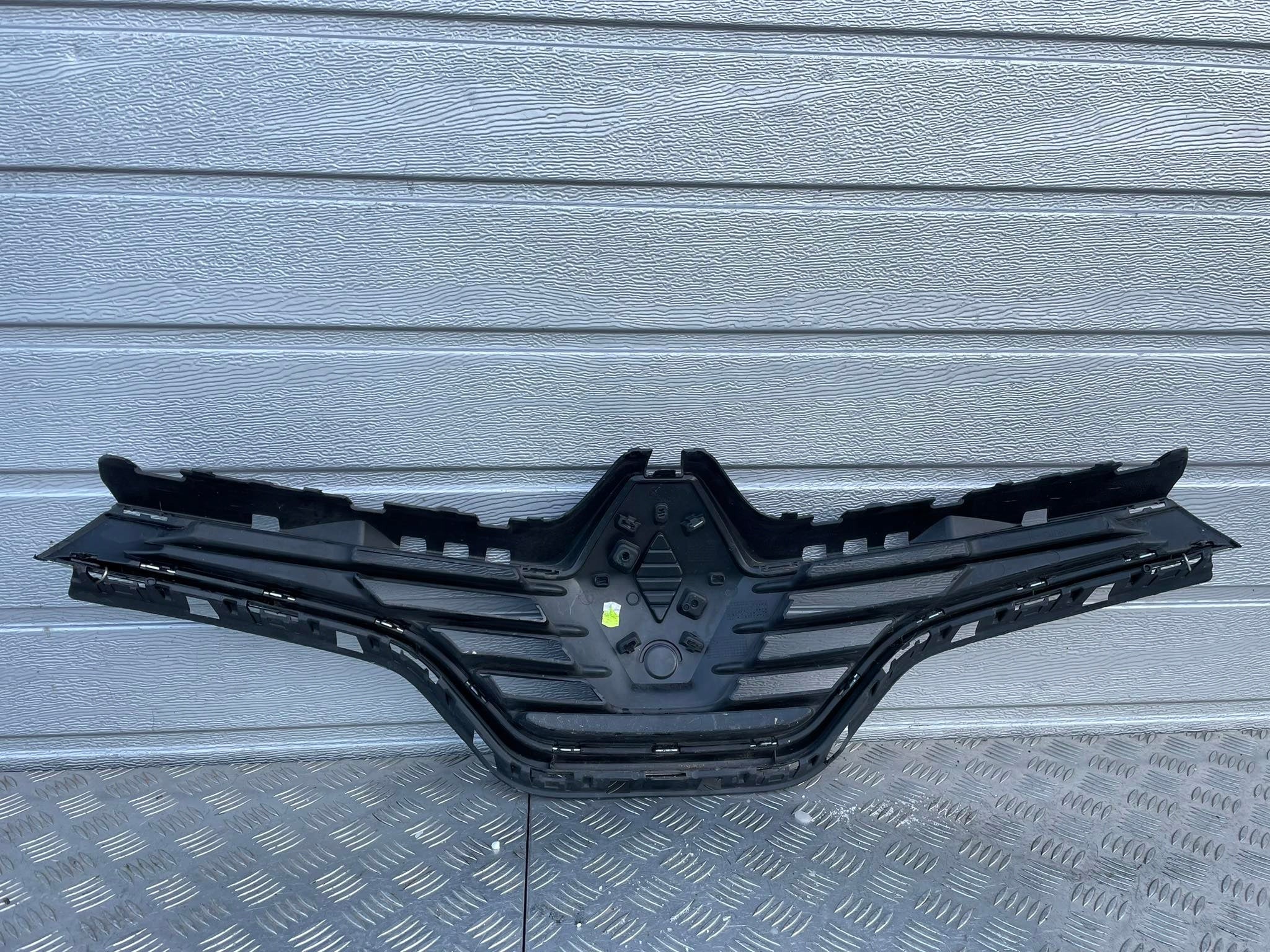 Kühlergrill Renault CAPTUR FRONTGRILL 623102335R Kühlergitter