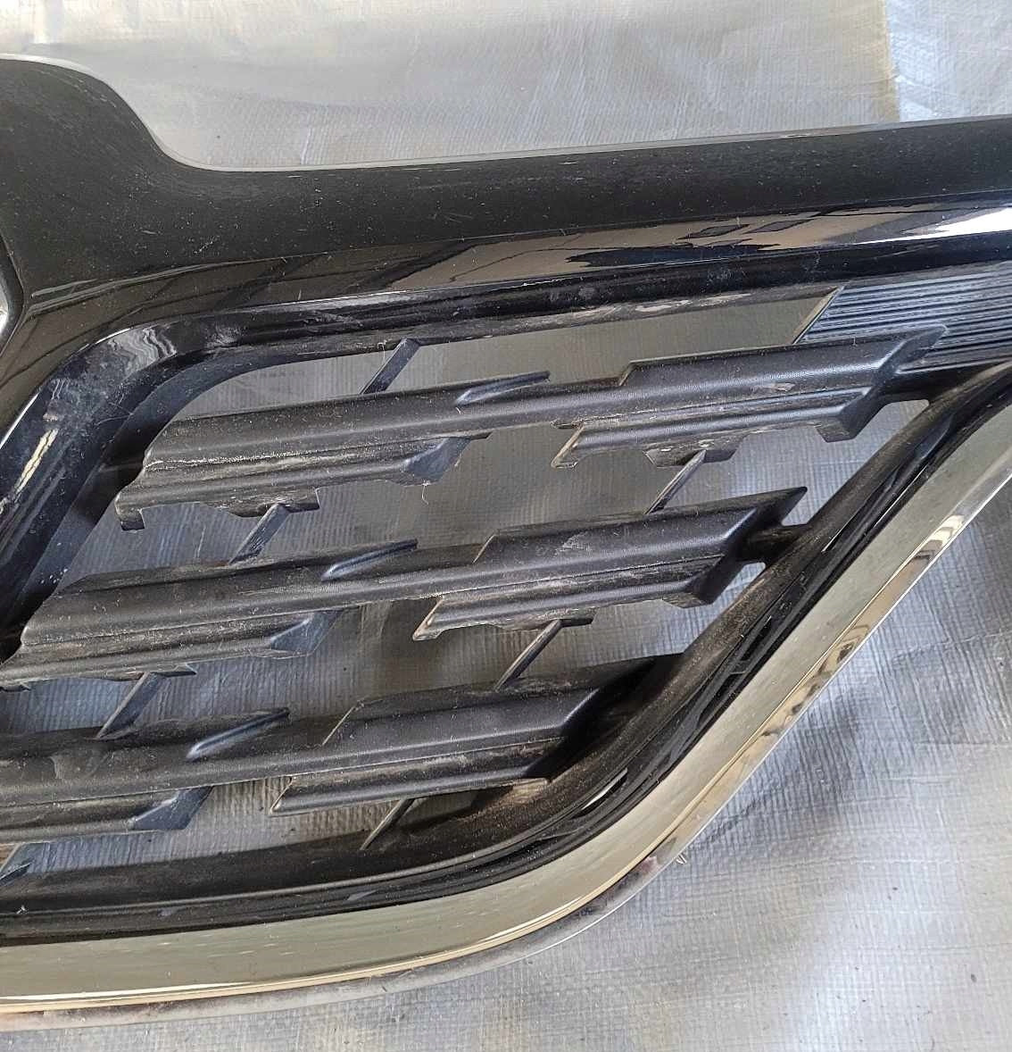 Kühlergrill Renault CAPTUR II FRONTGRILL 623105565R Kühlergitter