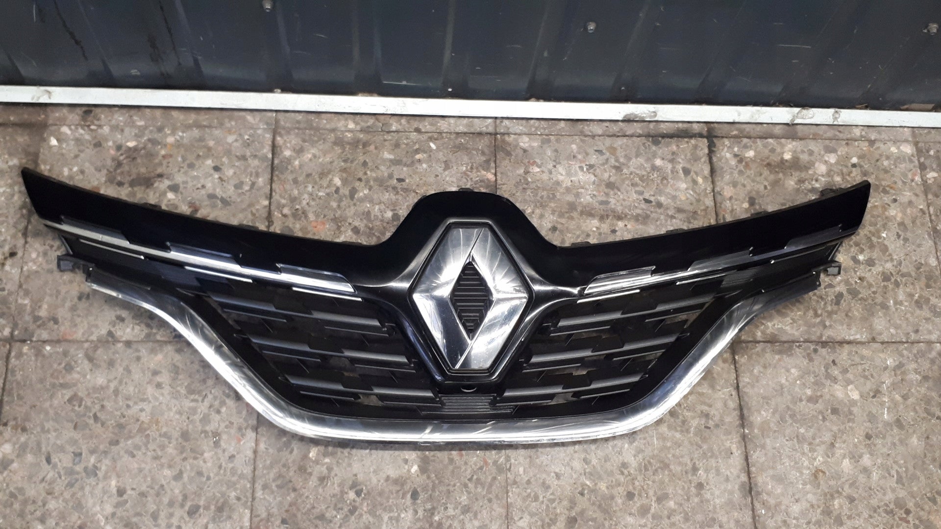 Kühlergrill Renault CAPTUR II FRONTGRILL 623105565R Kühlergitter