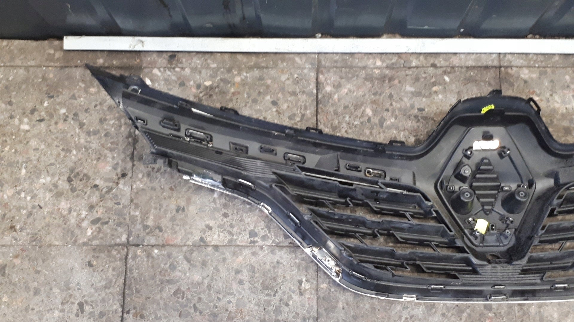 Kühlergrill Renault CAPTUR II FRONTGRILL 623105565R Kühlergitter