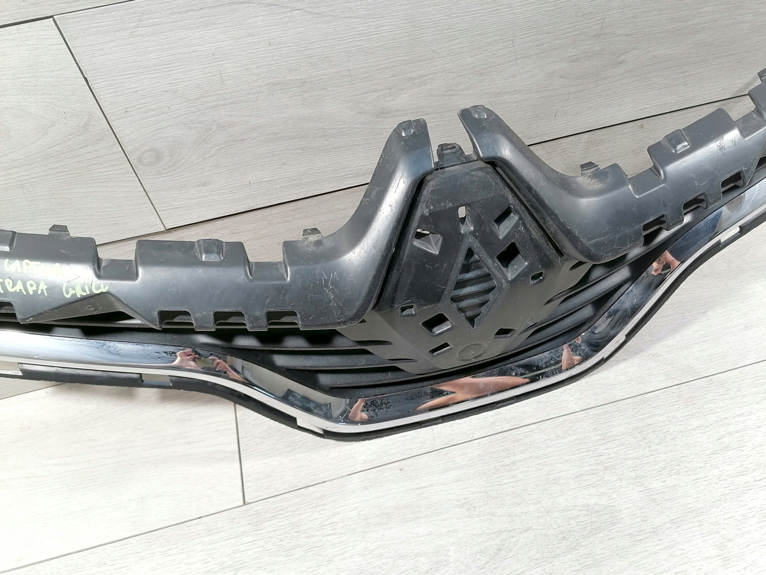 Kühlergrill Renault CAPTUR FRONTGRILL 623102335R Kühlergitter