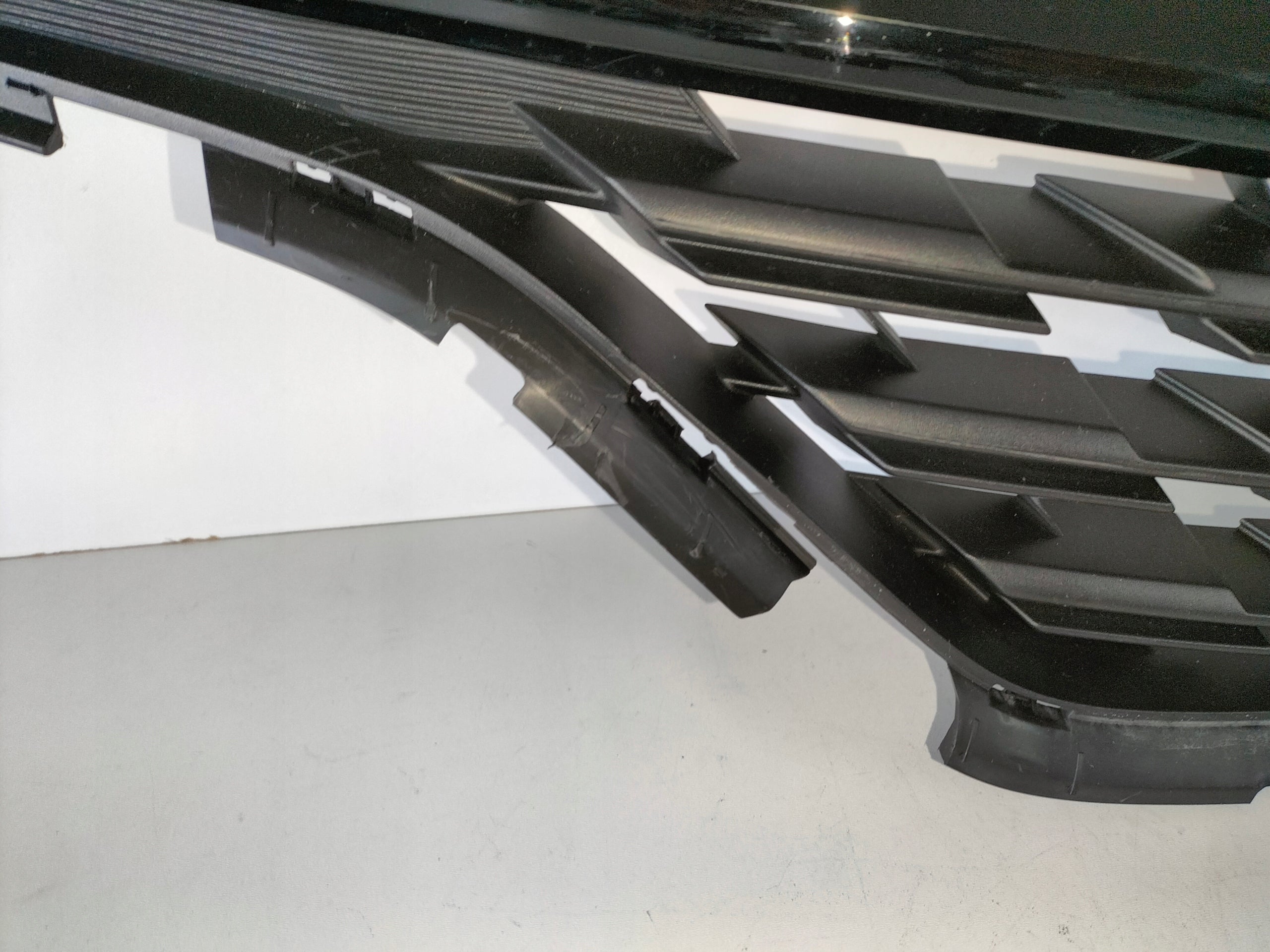 Kühlergrill Renault CAPTUR II FRONTGRILL 623105565R Kühlergitter