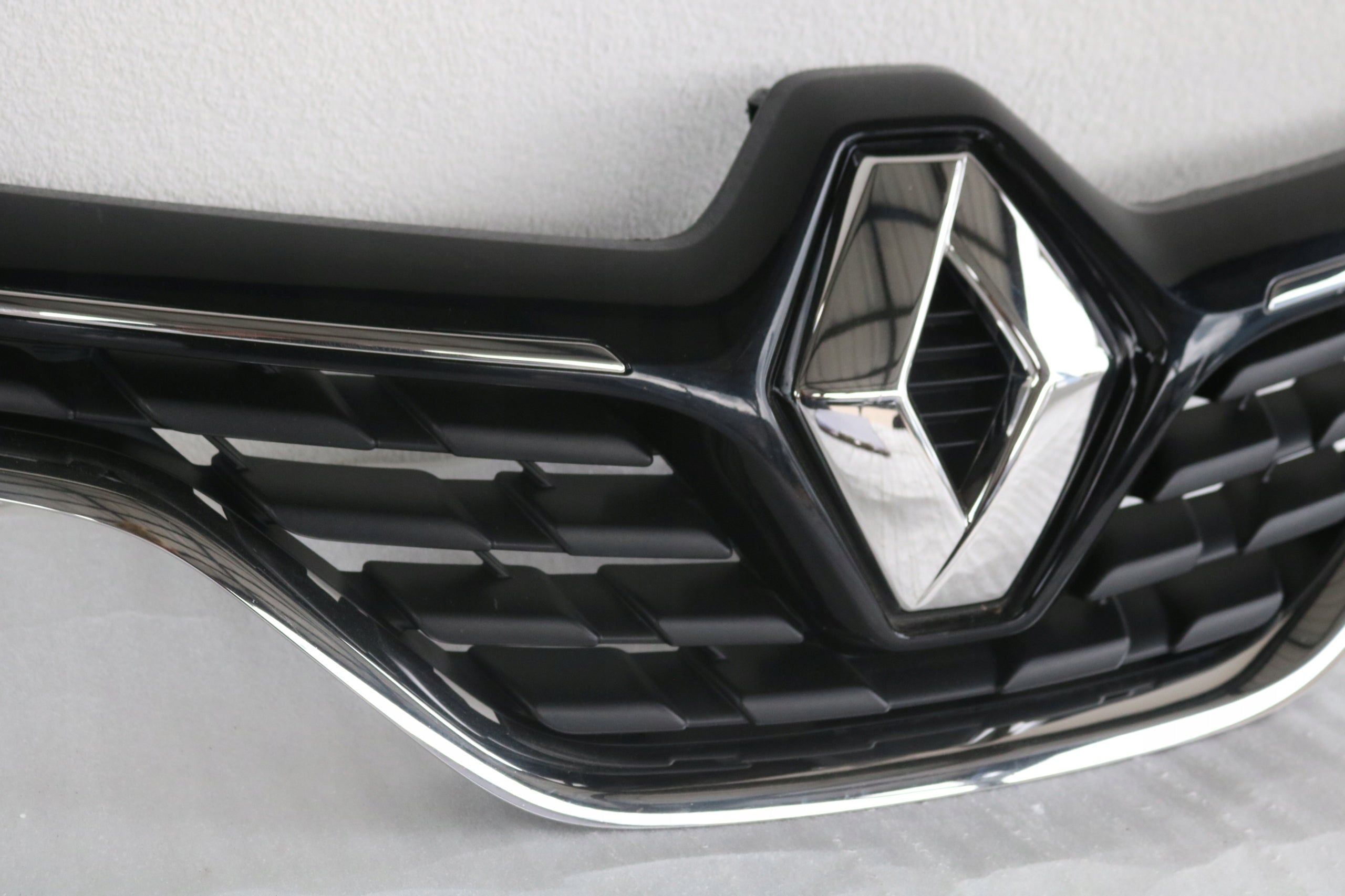 Kühlergrill Renault CAPTUR FRONTGRILL 623109707R Kühlergitter