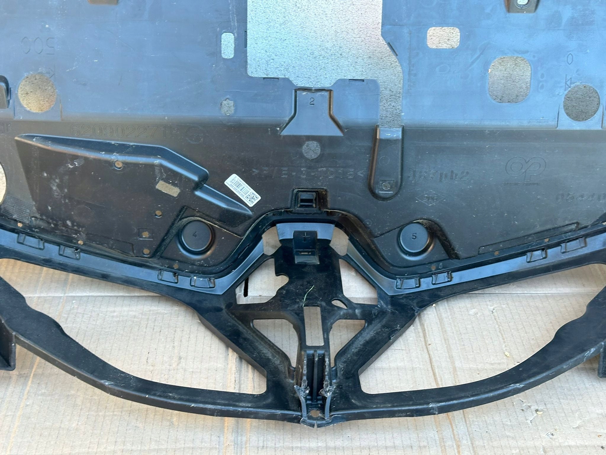 Kühlergrill Renault CAPTUR FRONTGRILL 620902271R Kühlergitter