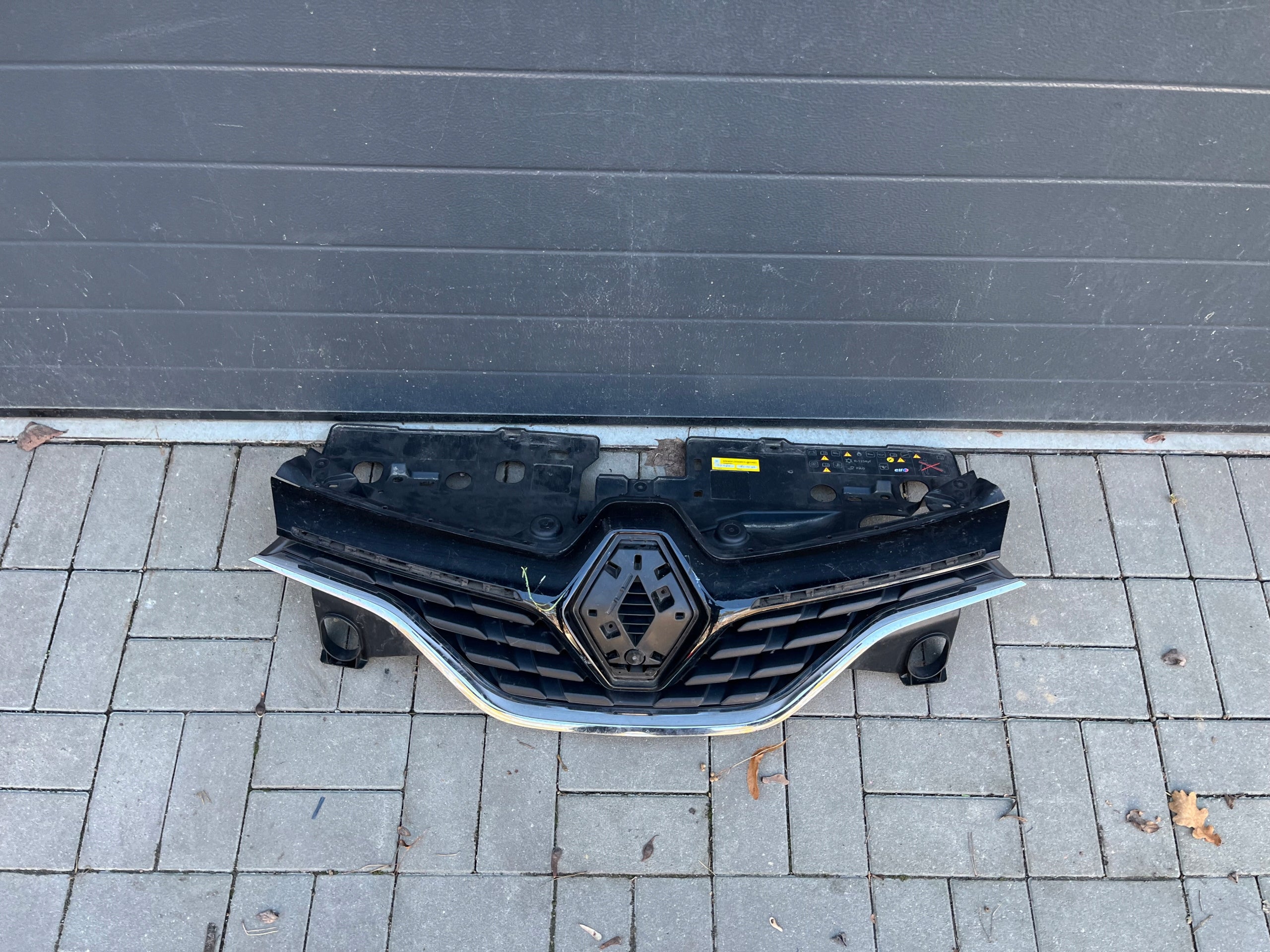 Kühlergrill Renault CAPTUR 1 I FRONTGRILL Kühlergitter