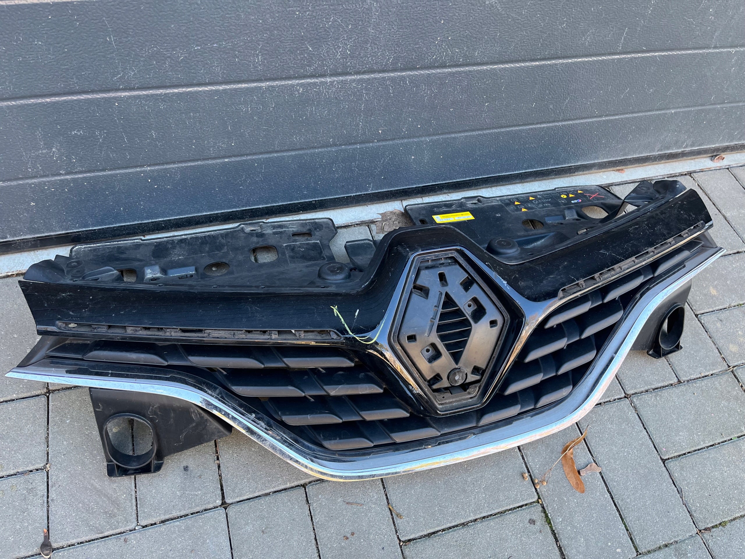 Kühlergrill Renault CAPTUR 1 I FRONTGRILL Kühlergitter